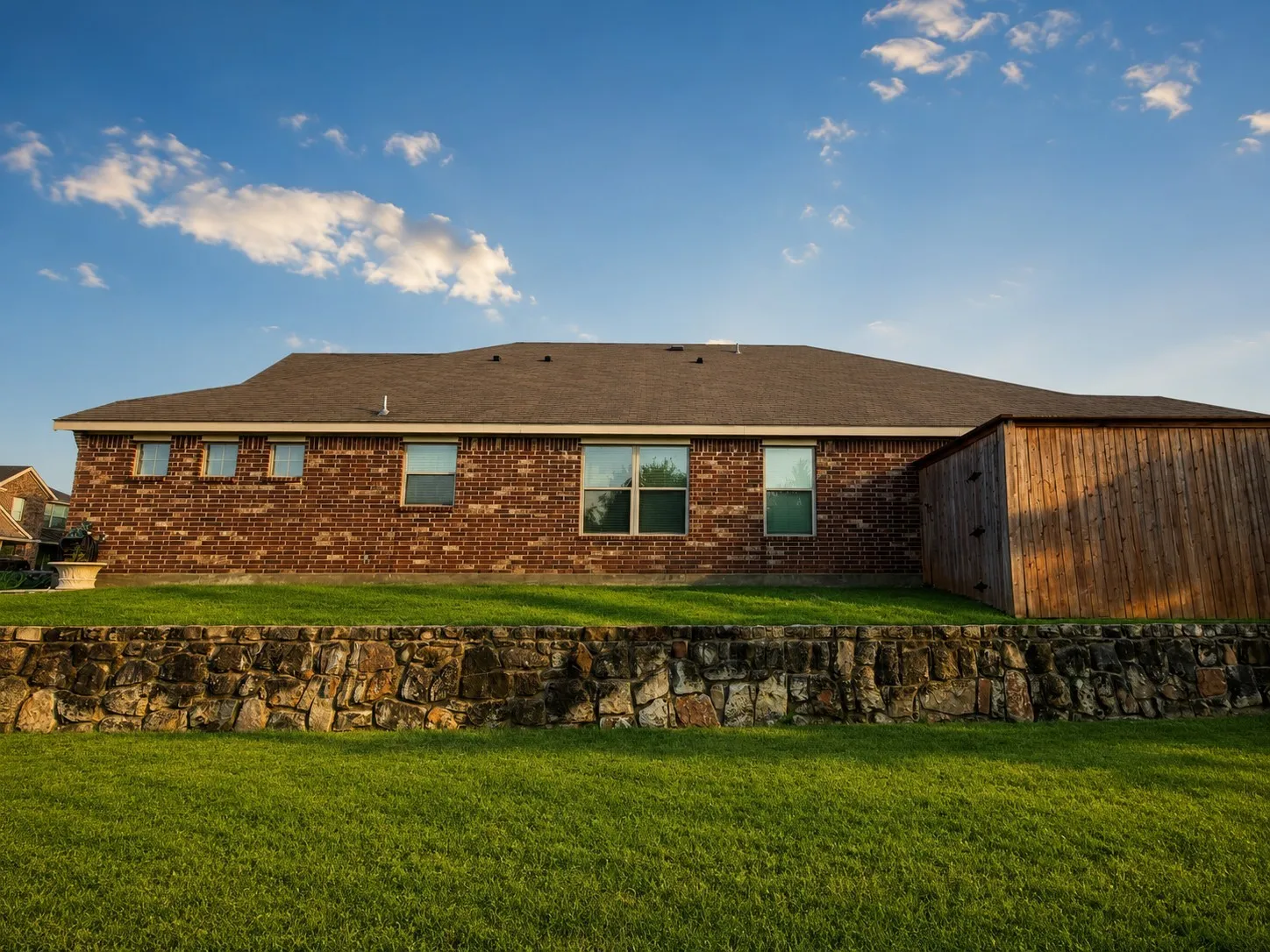 Single Family Residence For Sale in Tarrant County , 6333 Chalk Hollow Drive, Fort Worth, Texas 76179, 4 Bedroom, 2 Bathroom, 2 Garage spaces, 2,009 Sqft, built in 2010, mls#21336835, Real Estate Agent in Fort Worth, Homes For Sale in Tarrant county, Homes For Sale in Fort Worth, Realtor in Fort Worth Texas, Real Estate Brokerage Independent Realty Texas, Luminita Cordes Realtor