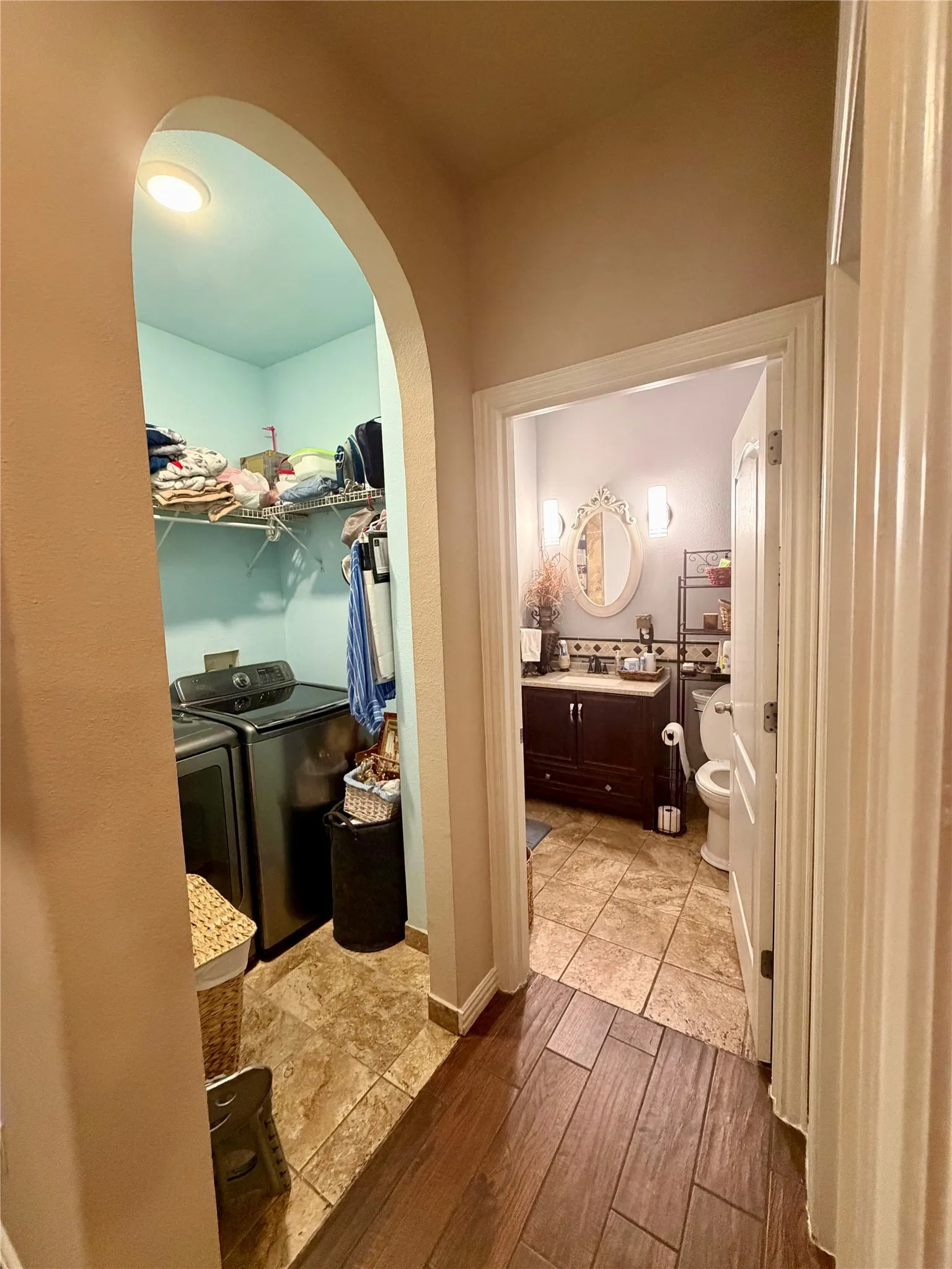Single Family Residence For Sale in Tarrant County , 6333 Chalk Hollow Drive, Fort Worth, Texas 76179, 4 Bedroom, 2 Bathroom, 2 Garage spaces, 2,009 Sqft, built in 2010, mls#21336835, Real Estate Agent in Fort Worth, Homes For Sale in Tarrant county, Homes For Sale in Fort Worth, Realtor in Fort Worth Texas, Real Estate Brokerage Independent Realty Texas, Luminita Cordes Realtor