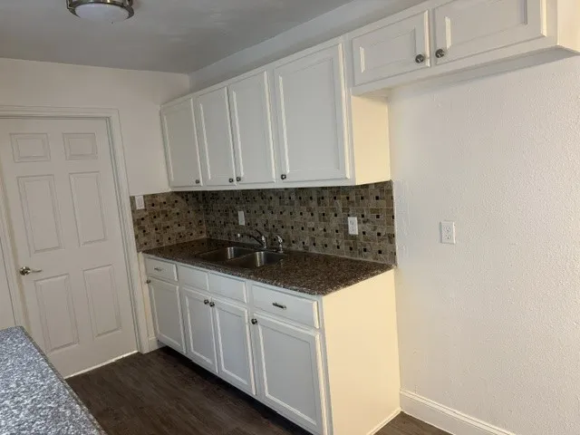 Single Family Residence For Sale in Dallas County , 14206 Cimarron Drive, Balch Springs, Texas 75180, 3 Bedroom, 1 Bathroom, 2 Garage spaces, 966 Sqft, built in 1966, mls#21339180, Real Estate Agent in Balch Springs, Homes For Sale in Dallas county, Homes For Sale in Balch Springs, Realtor in Balch Springs Texas, Real Estate Brokerage Independent Realty Texas, Luminita Cordes Realtor