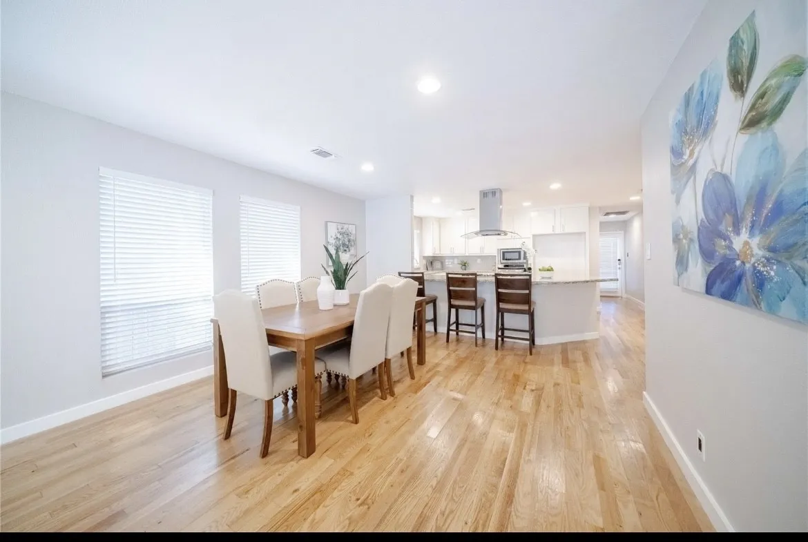 Single Family Residence For Rent in Dallas County , 2004 Caddo Street, Dallas, Texas 75204, 3 Bedroom, 2 Bathroom, Garage spaces, 1,640 Sqft, built in 1952, mls#21339183, Real Estate Agent in Dallas, Homes For Rent in Dallas county, Homes For Rent in Dallas, Realtor in Dallas Texas, Real Estate Brokerage Independent Realty Texas, Luminita Cordes Realtor