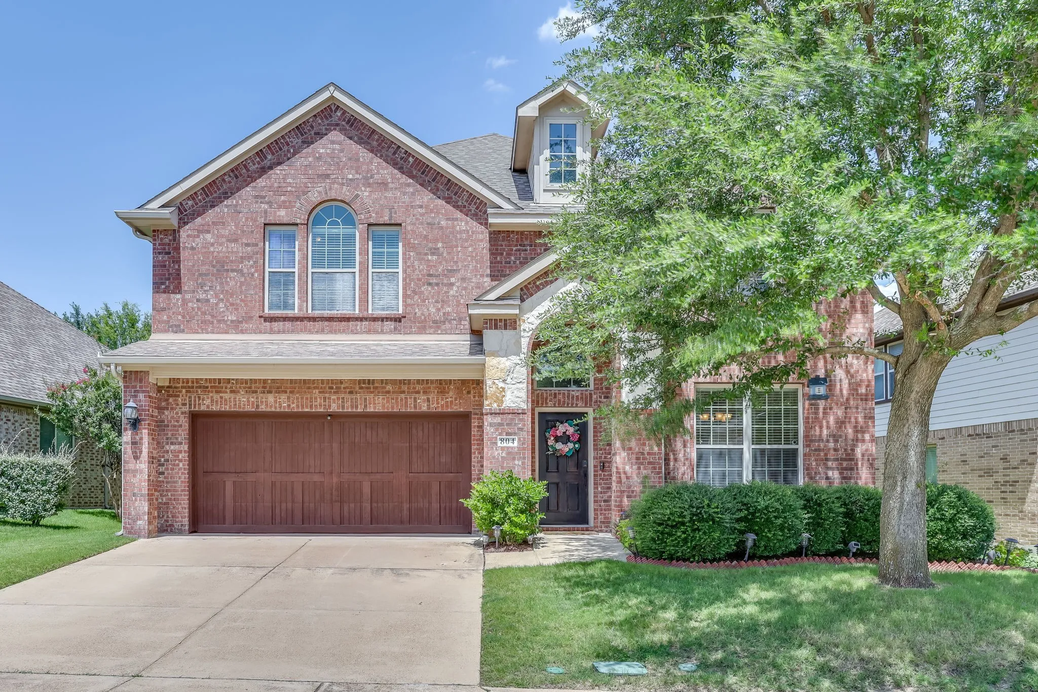 Single Family Residence For Sale in Rockwall County , 804 Miramar Drive, Rockwall, Texas 75087, 4 Bedroom, 3 Bathroom, 2 Garage spaces, 3,535 Sqft, built in 2010, mls#21339197, Real Estate Agent in Rockwall, Homes For Sale in Rockwall county, Homes For Sale in Rockwall, Realtor in Rockwall Texas, Real Estate Brokerage Independent Realty Texas, Luminita Cordes Realtor