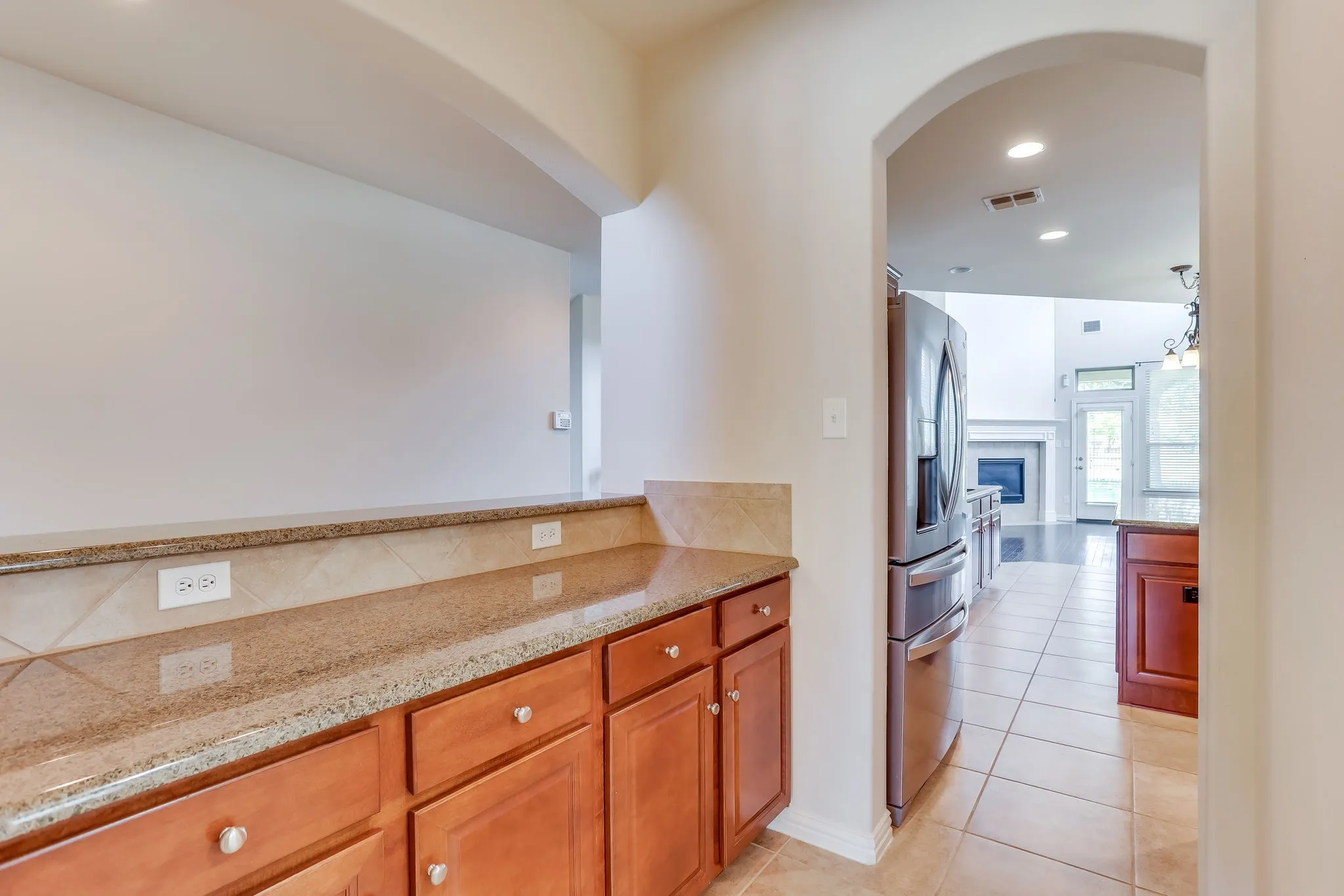 Single Family Residence For Sale in Rockwall County , 804 Miramar Drive, Rockwall, Texas 75087, 4 Bedroom, 3 Bathroom, 2 Garage spaces, 3,535 Sqft, built in 2010, mls#21339197, Real Estate Agent in Rockwall, Homes For Sale in Rockwall county, Homes For Sale in Rockwall, Realtor in Rockwall Texas, Real Estate Brokerage Independent Realty Texas, Luminita Cordes Realtor