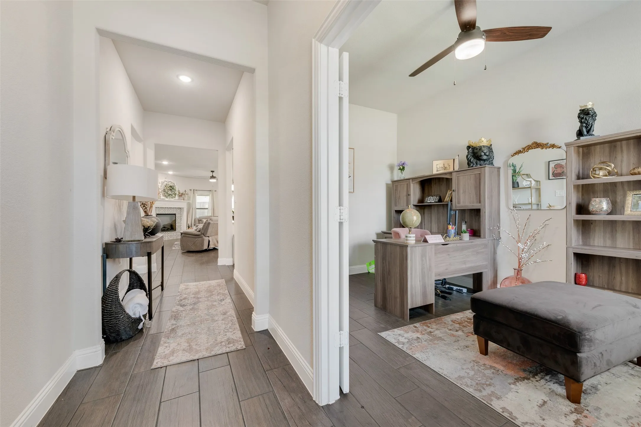 Single Family Residence For Sale in Ellis County , 136 Aucuba Lane, Waxahachie, Texas 75165, 4 Bedroom, 2 Bathroom, 2 Garage spaces, 2,194 Sqft, built in 2021, mls#21339170, Real Estate Agent in Waxahachie, Homes For Sale in Ellis county, Homes For Sale in Waxahachie, Realtor in Waxahachie Texas, Real Estate Brokerage Independent Realty Texas, Luminita Cordes Realtor