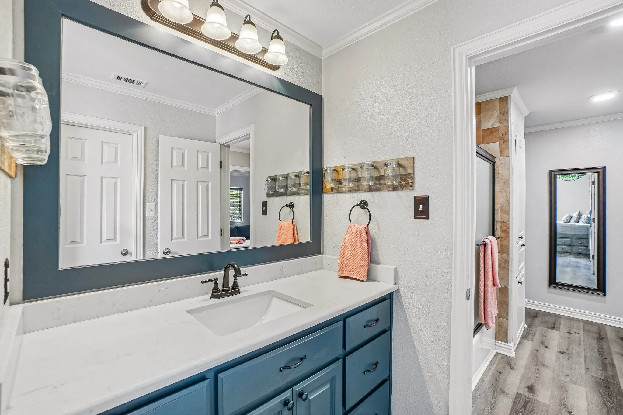 Bathroom with access to the game room and each of the upstairs bedrooms.