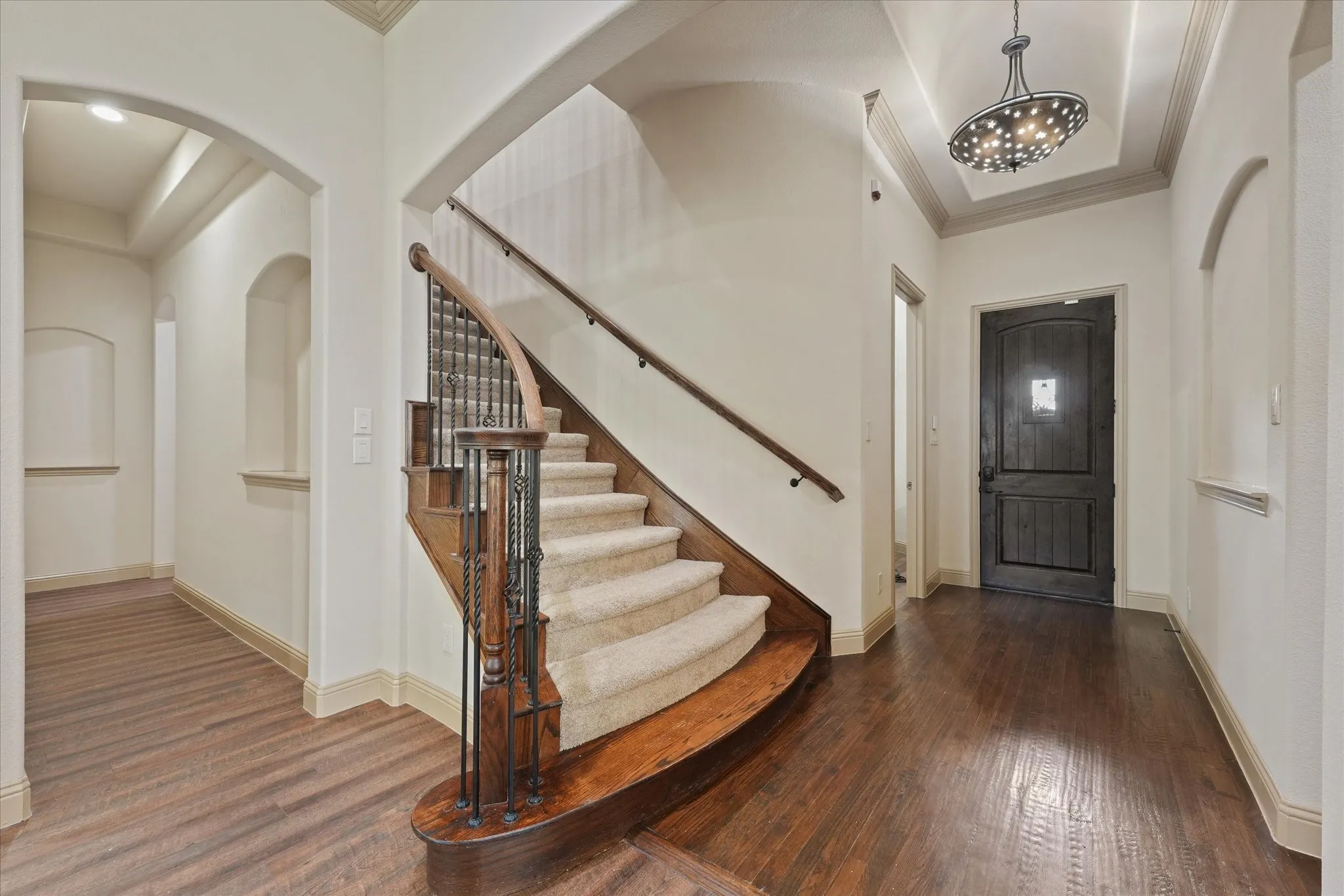 Single Family Residence For Sale in Collin County , 7910 Edgeglen Trail, Sachse, Texas 75048, 5 Bedroom, 4 Bathroom, 3 Garage spaces, 3,815 Sqft, built in 2014, mls#21337712, Real Estate Agent in Sachse, Homes For Sale in Collin county, Homes For Sale in Sachse, Realtor in Sachse Texas, Real Estate Brokerage Independent Realty Texas, Luminita Cordes Realtor