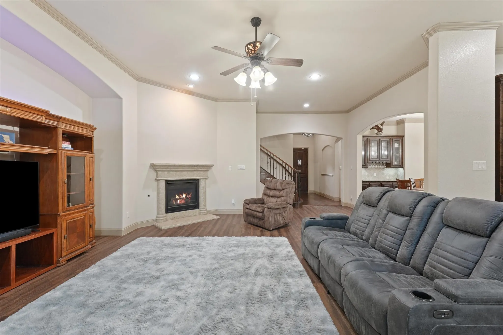 Single Family Residence For Sale in Collin County , 7910 Edgeglen Trail, Sachse, Texas 75048, 5 Bedroom, 4 Bathroom, 3 Garage spaces, 3,815 Sqft, built in 2014, mls#21337712, Real Estate Agent in Sachse, Homes For Sale in Collin county, Homes For Sale in Sachse, Realtor in Sachse Texas, Real Estate Brokerage Independent Realty Texas, Luminita Cordes Realtor