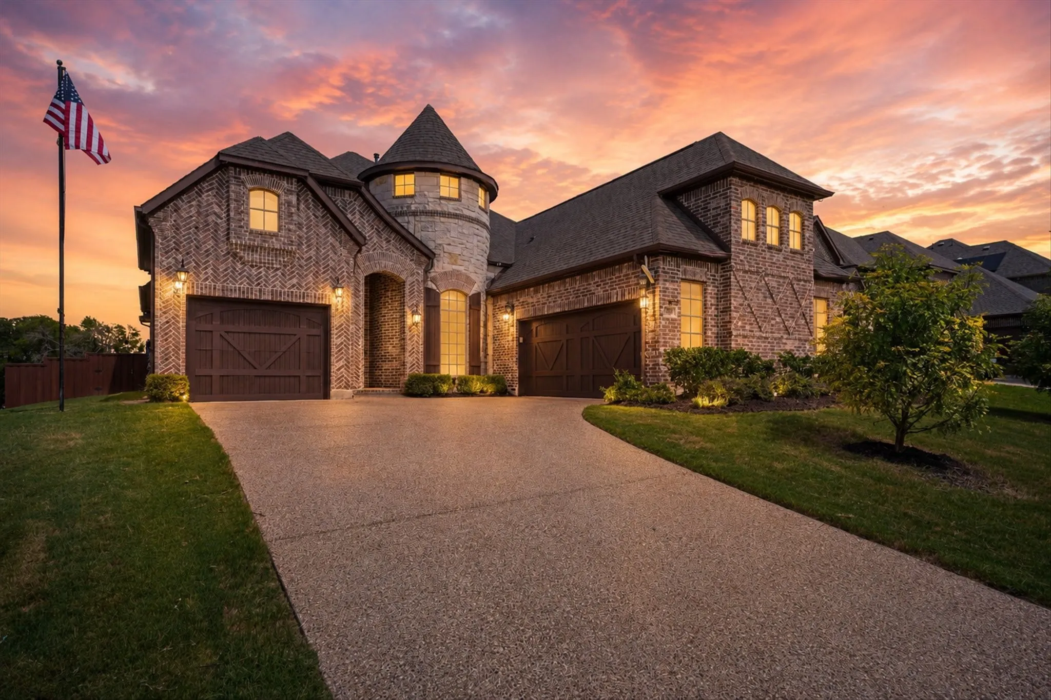 Welcome Home to 7910 Edgeglen Trl