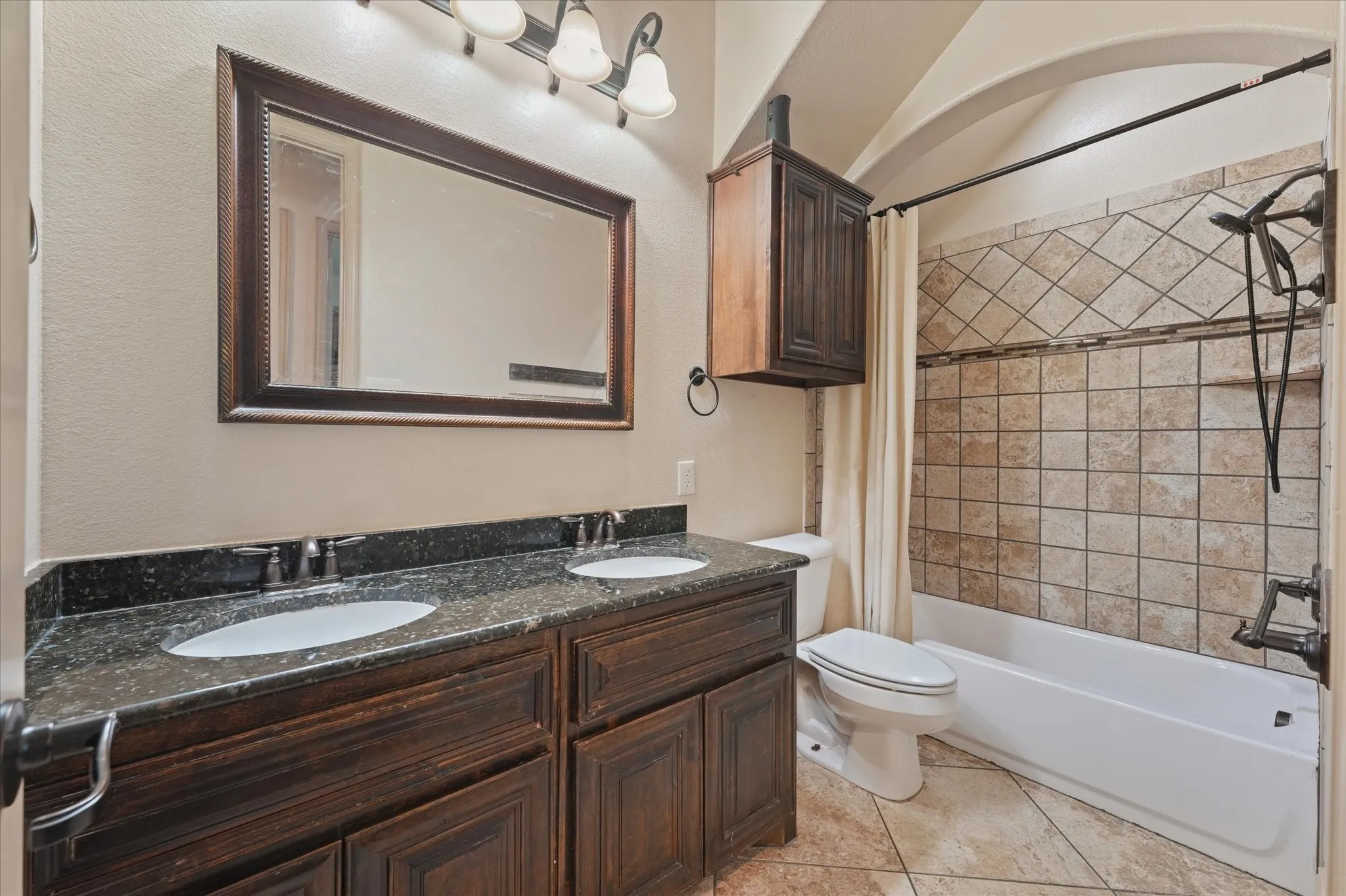 Secondary Bathroom located downstairs