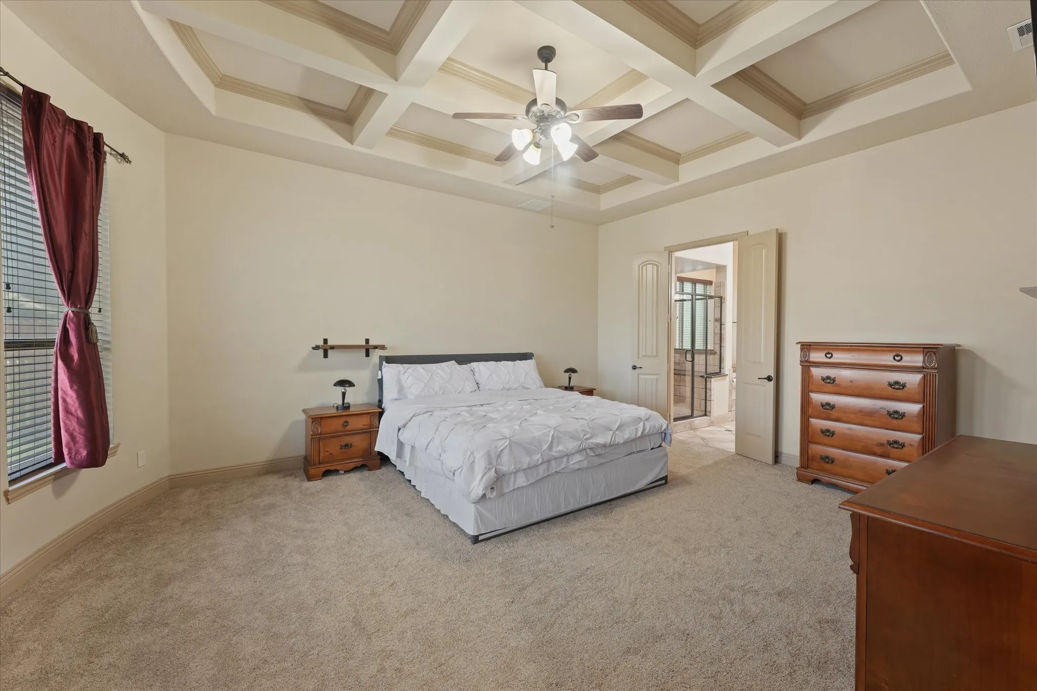 Single Family Residence For Sale in Collin County , 7910 Edgeglen Trail, Sachse, Texas 75048, 5 Bedroom, 4 Bathroom, 3 Garage spaces, 3,815 Sqft, built in 2014, mls#21337712, Real Estate Agent in Sachse, Homes For Sale in Collin county, Homes For Sale in Sachse, Realtor in Sachse Texas, Real Estate Brokerage Independent Realty Texas, Luminita Cordes Realtor