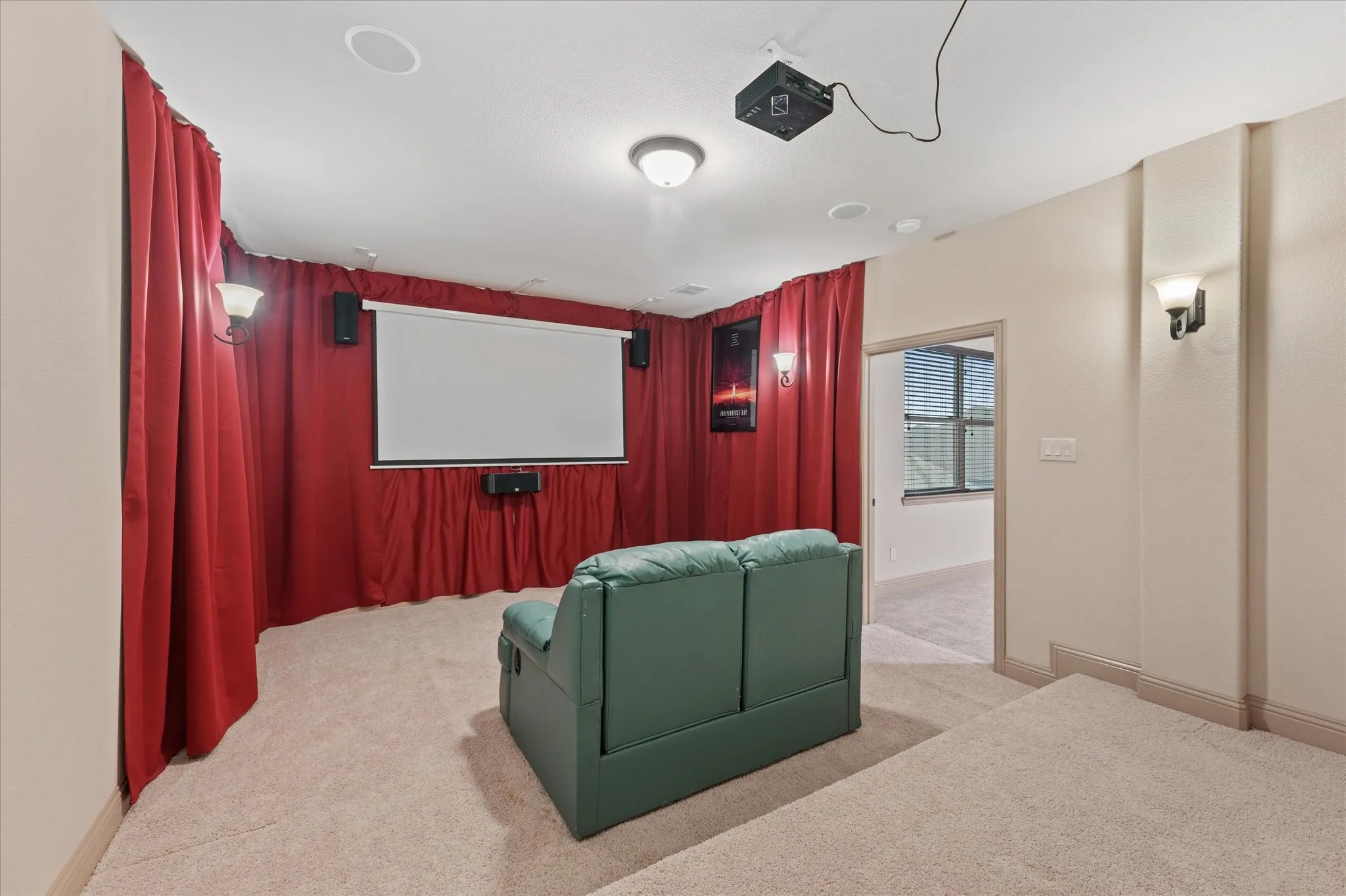 Single Family Residence For Sale in Collin County , 7910 Edgeglen Trail, Sachse, Texas 75048, 5 Bedroom, 4 Bathroom, 3 Garage spaces, 3,815 Sqft, built in 2014, mls#21337712, Real Estate Agent in Sachse, Homes For Sale in Collin county, Homes For Sale in Sachse, Realtor in Sachse Texas, Real Estate Brokerage Independent Realty Texas, Luminita Cordes Realtor