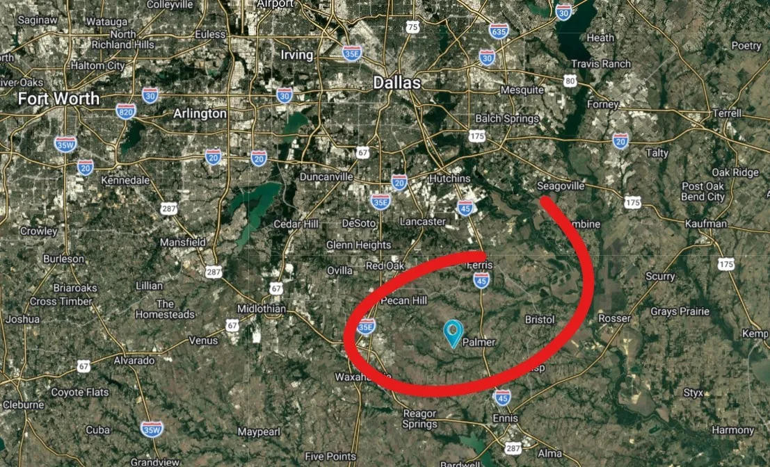 Geographic Mapping. Displaying the property's general location relative to surrounding areas and infrastructure