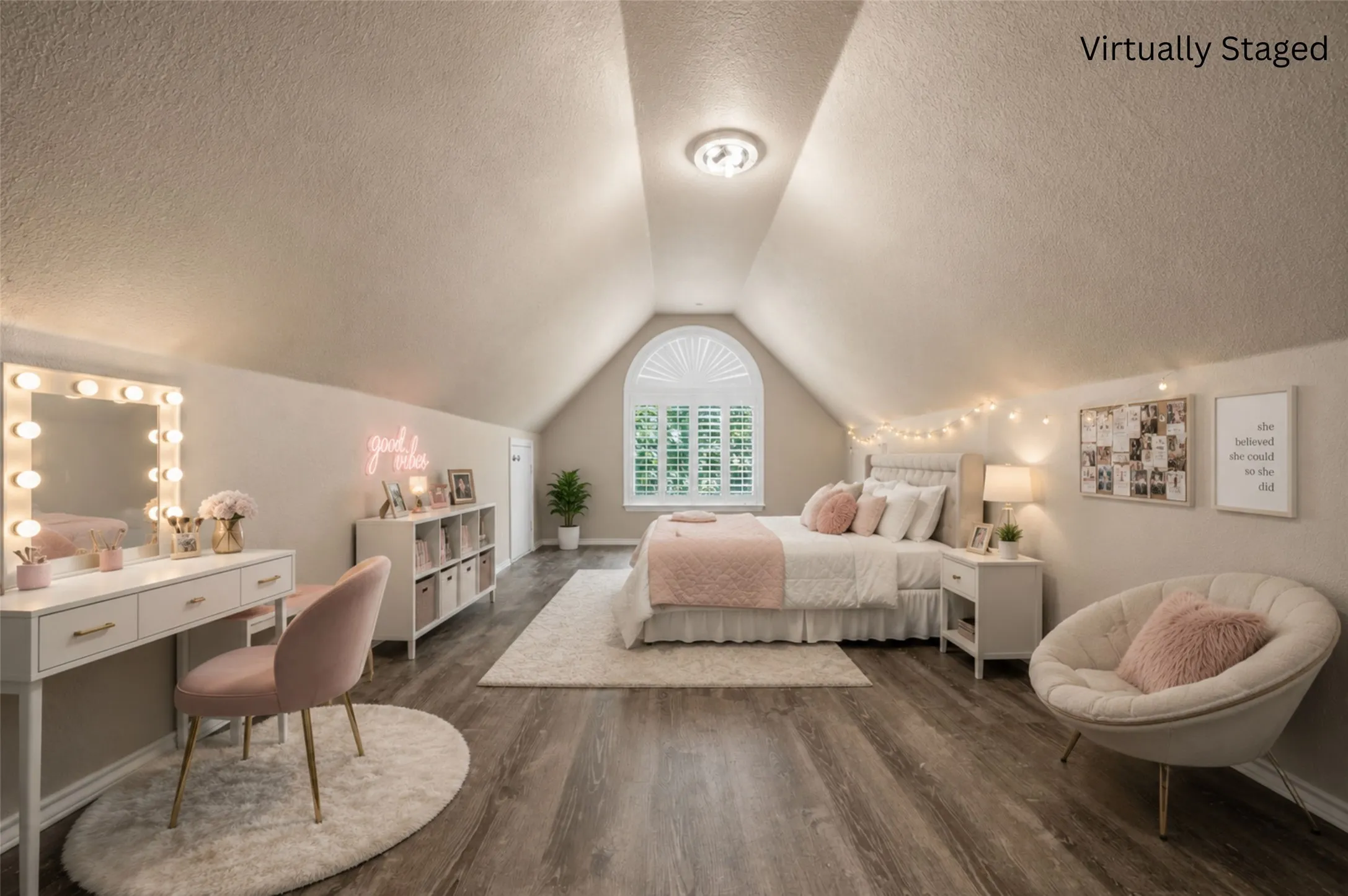 Single Family Residence For Sale in Hill County , 34057 Stonewood Loop, Whitney, Texas 76692, 5 Bedrooms, 3 Bathrooms, 2 Garage spaces, 2,800 Sqft, built in 1996, Price $450,000, mls#21339195, Real Estate Agent in Whitney, Homes For Sale in Hill county, Homes For Sale in Whitney, Realtor in Whitney Texas, Real Estate Brokerage Independent Realty Texas, Luminita Cordes Realtor