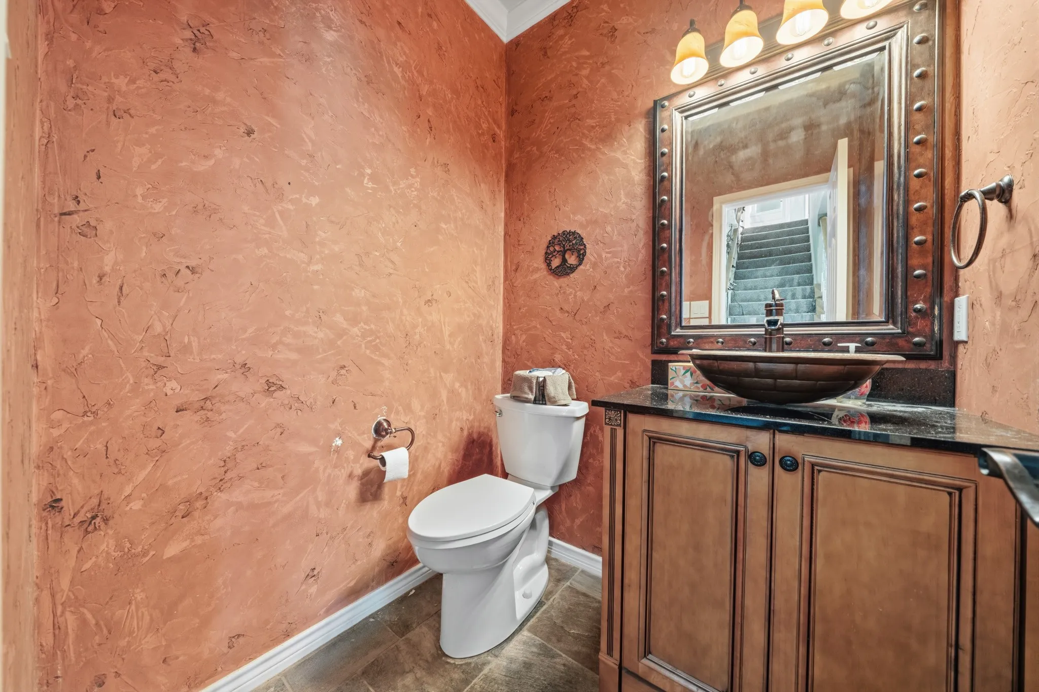 Single Family Residence For Sale in Hill County , 34057 Stonewood Loop, Whitney, Texas 76692, 5 Bedrooms, 3 Bathrooms, 2 Garage spaces, 2,800 Sqft, built in 1996, Price $450,000, mls#21339195, Real Estate Agent in Whitney, Homes For Sale in Hill county, Homes For Sale in Whitney, Realtor in Whitney Texas, Real Estate Brokerage Independent Realty Texas, Luminita Cordes Realtor