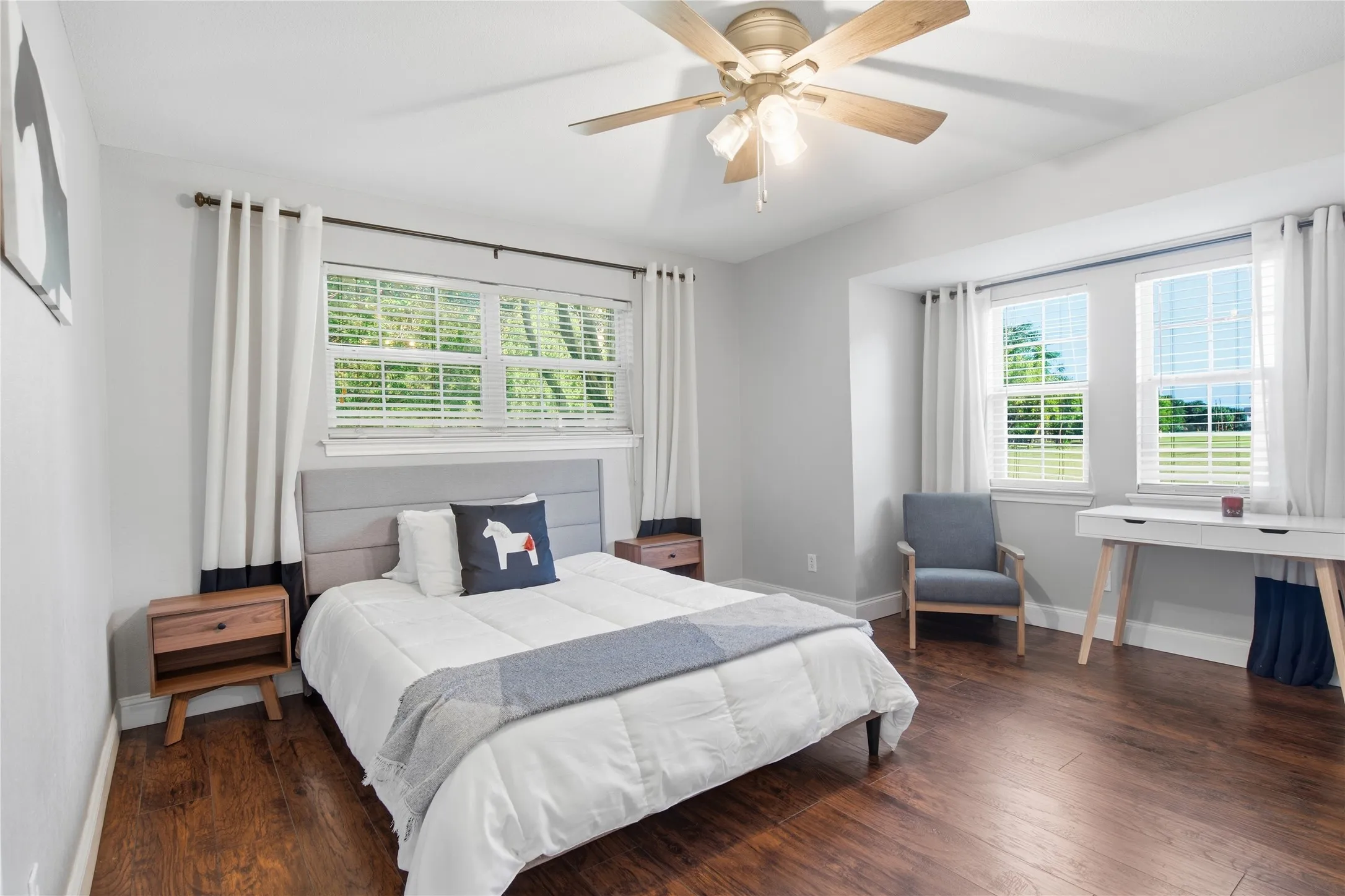 Single Family Residence For Rent in Ellis County , 1211 Mcalpin Road, Midlothian, Texas 76065, 4 Bedrooms, 3 Bathrooms, 2 Garage spaces, 2,104 Sqft, built in 1983, Price $3,800, mls#21339061, Real Estate Agent in Midlothian, Homes For Rent in Ellis county, Homes For Rent in Midlothian, Realtor in Midlothian Texas, Real Estate Brokerage Independent Realty Texas, Luminita Cordes Realtor