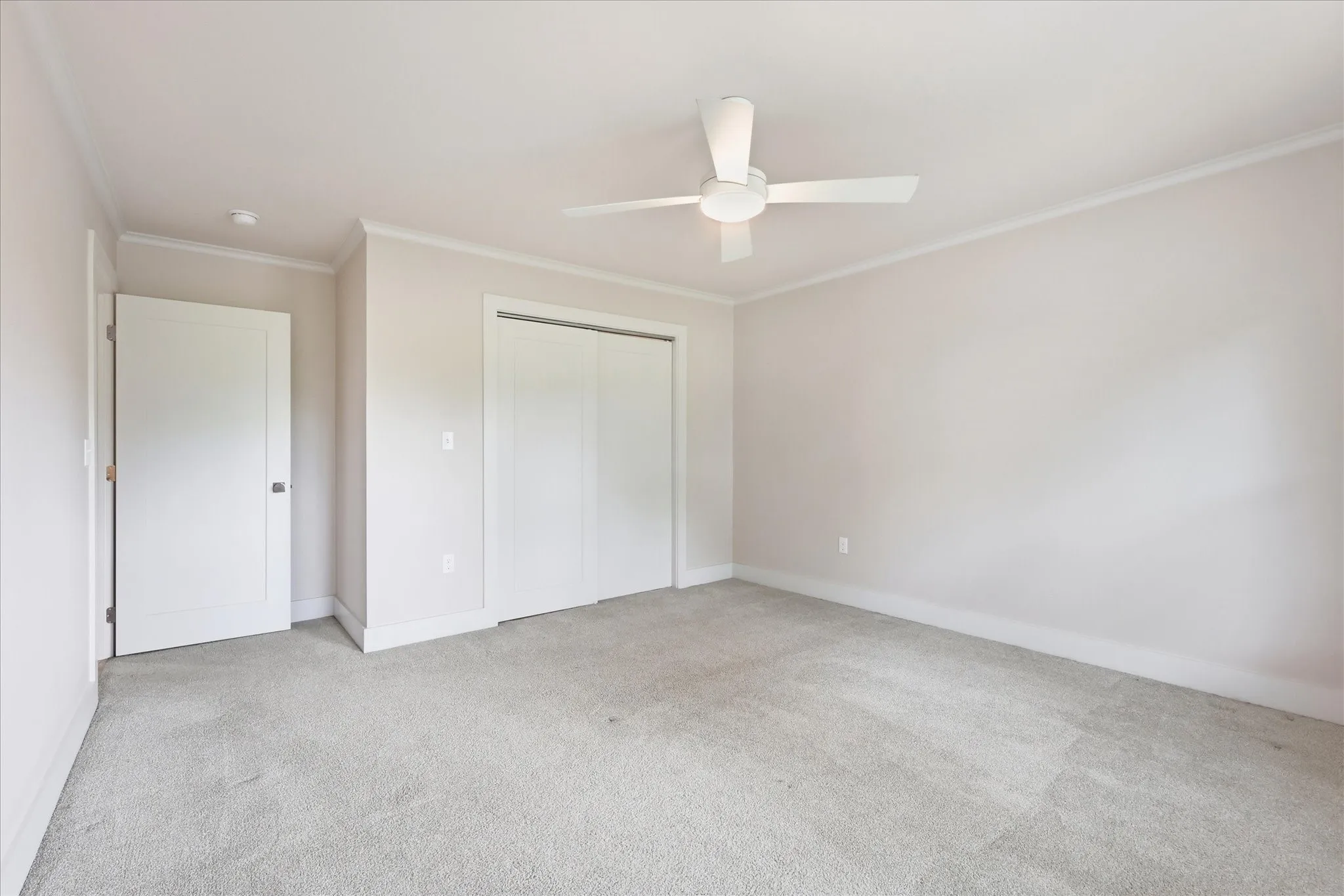 Single Family Residence For Sale in Dallas County , 1136 Woodlawn Avenue, Dallas, Texas 75208, 3 Bedroom, 3 Bathroom, Garage spaces, 2,017 Sqft, built in 1940, mls#21334370, Real Estate Agent in Dallas, Homes For Sale in Dallas county, Homes For Sale in Dallas, Realtor in Dallas Texas, Real Estate Brokerage Independent Realty Texas, Luminita Cordes Realtor