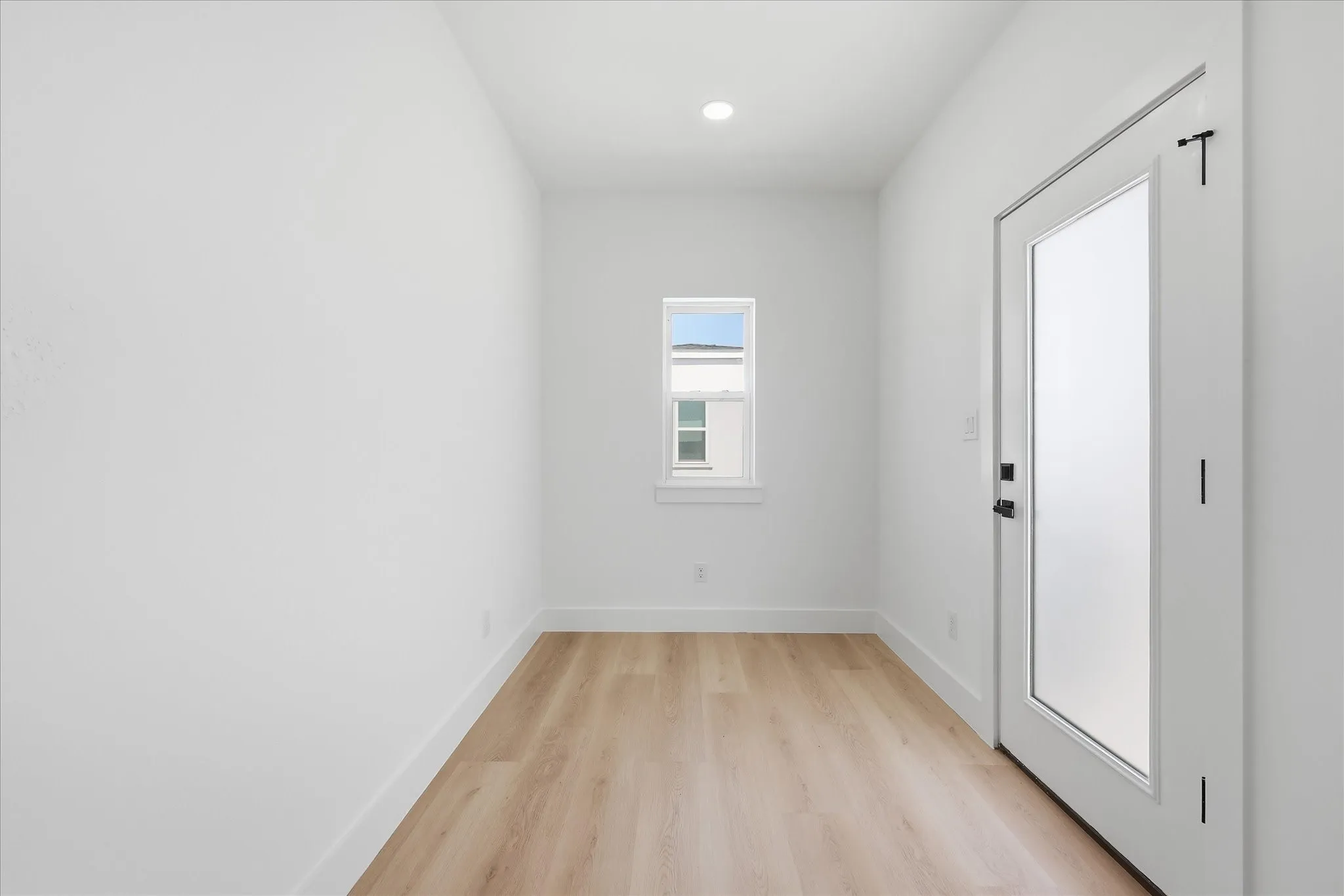 Townhouse For Rent in Dallas County , 2015 California Drive 104, Dallas, Texas 75204, 2 Bedroom, 3 Bathroom, 2 Garage spaces, 1,674 Sqft, built in 2024, mls#21339088, Real Estate Agent in Dallas, Homes For Rent in Dallas county, Homes For Rent in Dallas, Realtor in Dallas Texas, Real Estate Brokerage Independent Realty Texas, Luminita Cordes Realtor