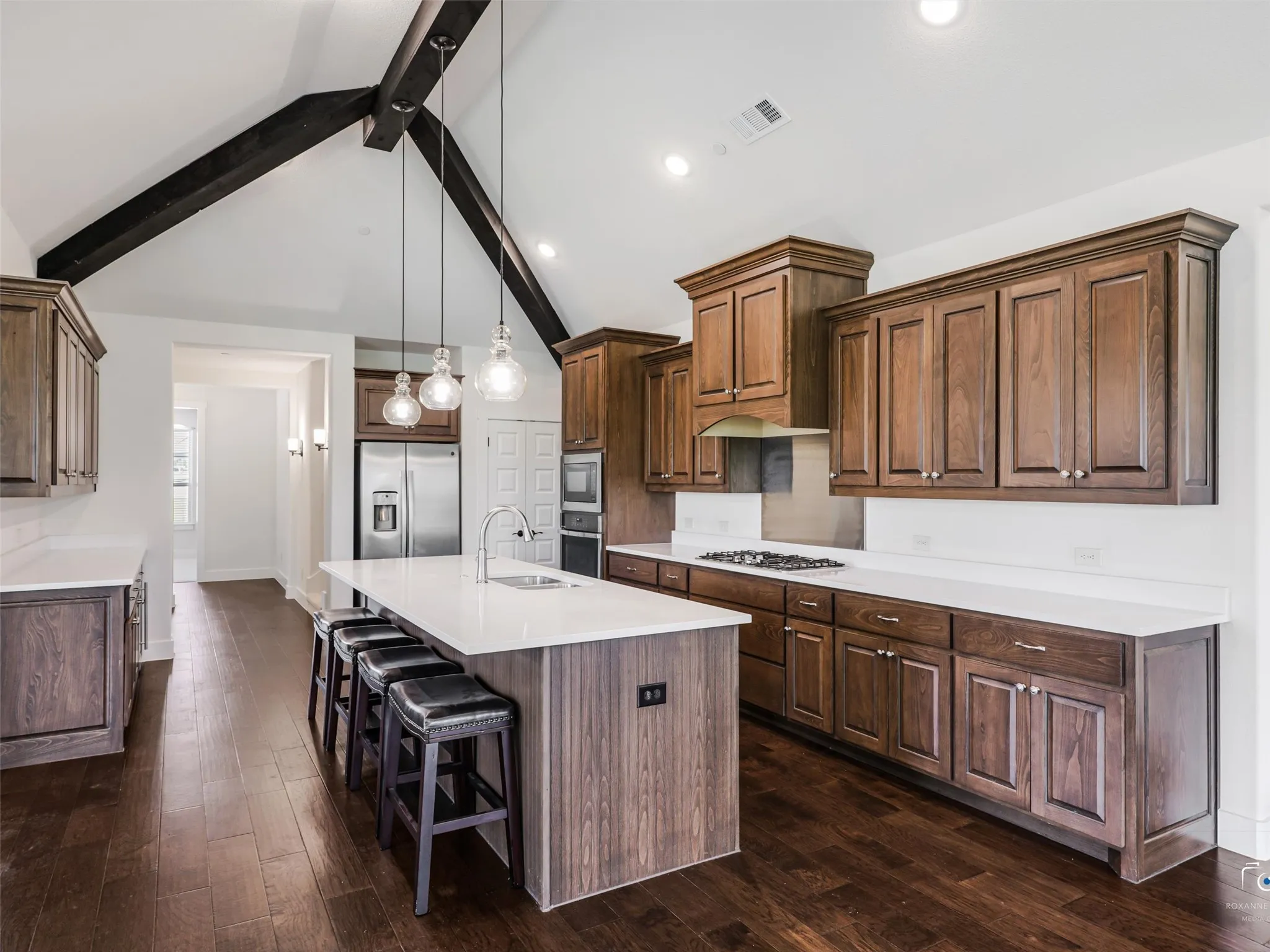 Single Family Residence For Sale in Collin County , 301 Florence Drive, Prosper, Texas 75078, 3 Bedroom, 3 Bathroom, 2 Garage spaces, 3,003 Sqft, built in 2023, mls#21332399, Real Estate Agent in Prosper, Homes For Sale in Collin county, Homes For Sale in Prosper, Realtor in Prosper Texas, Real Estate Brokerage Independent Realty Texas, Luminita Cordes Realtor