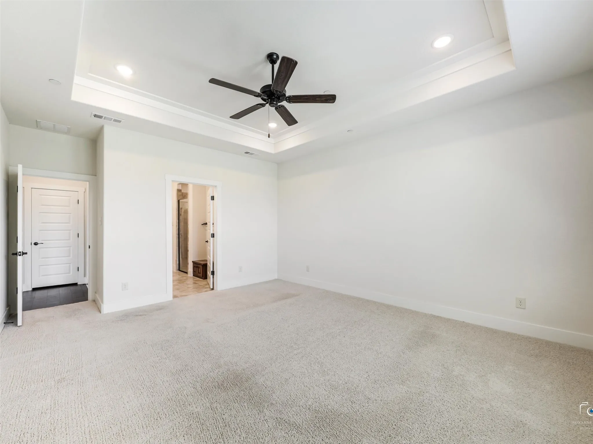 Single Family Residence For Sale in Collin County , 301 Florence Drive, Prosper, Texas 75078, 3 Bedroom, 3 Bathroom, 2 Garage spaces, 3,003 Sqft, built in 2023, mls#21332399, Real Estate Agent in Prosper, Homes For Sale in Collin county, Homes For Sale in Prosper, Realtor in Prosper Texas, Real Estate Brokerage Independent Realty Texas, Luminita Cordes Realtor