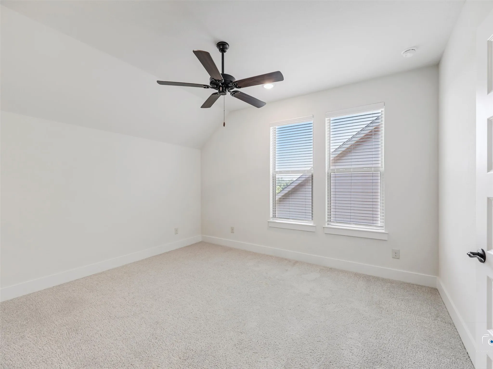 Single Family Residence For Sale in Collin County , 301 Florence Drive, Prosper, Texas 75078, 3 Bedroom, 3 Bathroom, 2 Garage spaces, 3,003 Sqft, built in 2023, mls#21332399, Real Estate Agent in Prosper, Homes For Sale in Collin county, Homes For Sale in Prosper, Realtor in Prosper Texas, Real Estate Brokerage Independent Realty Texas, Luminita Cordes Realtor