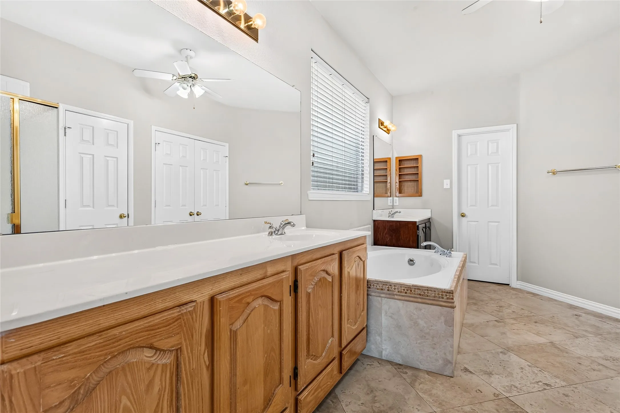 Single Family Residence For Rent in Denton County , 4325 Boca Raton Drive, The Colony, Texas 75056, 5 Bedroom, 3 Bathroom, 2 Garage spaces, 3,307 Sqft, built in 1997, mls#21335122, Real Estate Agent in The Colony, Homes For Rent in Denton county, Homes For Rent in The Colony, Realtor in The Colony Texas, Real Estate Brokerage Independent Realty Texas, Luminita Cordes Realtor