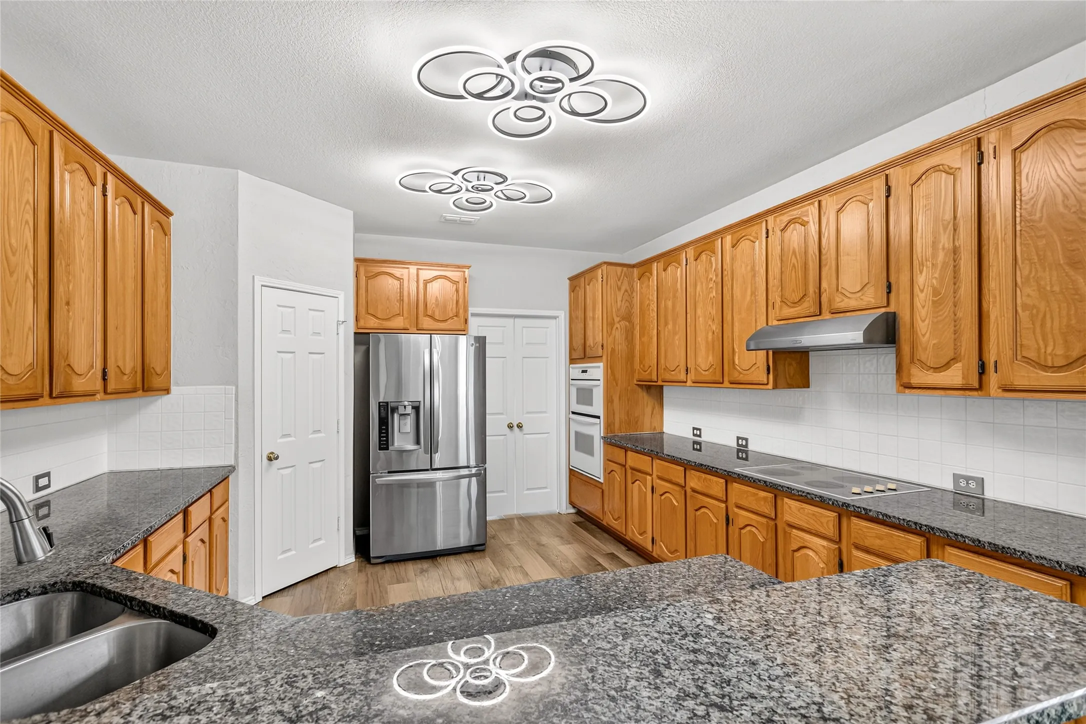 Single Family Residence For Rent in Denton County , 4325 Boca Raton Drive, The Colony, Texas 75056, 5 Bedroom, 3 Bathroom, 2 Garage spaces, 3,307 Sqft, built in 1997, mls#21335122, Real Estate Agent in The Colony, Homes For Rent in Denton county, Homes For Rent in The Colony, Realtor in The Colony Texas, Real Estate Brokerage Independent Realty Texas, Luminita Cordes Realtor