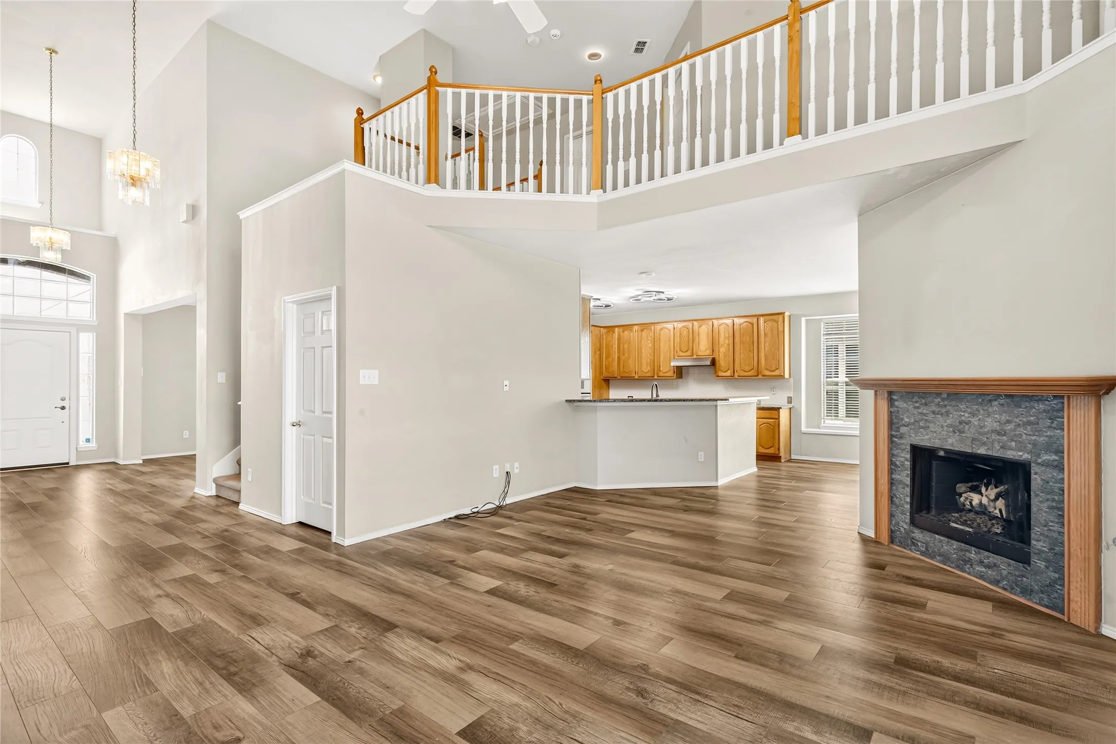 Single Family Residence For Rent in Denton County , 4325 Boca Raton Drive, The Colony, Texas 75056, 5 Bedroom, 3 Bathroom, 2 Garage spaces, 3,307 Sqft, built in 1997, mls#21335122, Real Estate Agent in The Colony, Homes For Rent in Denton county, Homes For Rent in The Colony, Realtor in The Colony Texas, Real Estate Brokerage Independent Realty Texas, Luminita Cordes Realtor