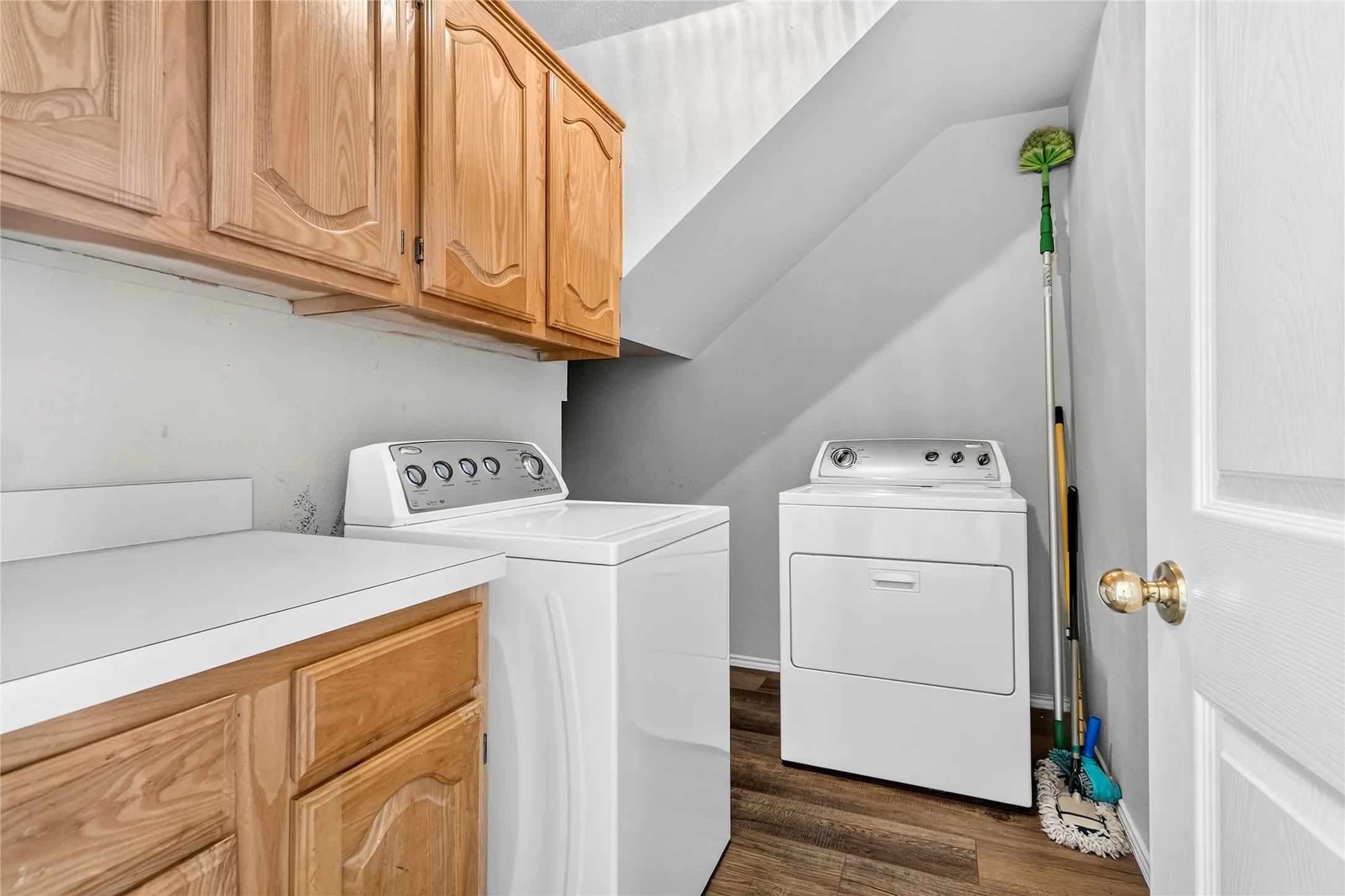 Single Family Residence For Rent in Denton County , 4325 Boca Raton Drive, The Colony, Texas 75056, 5 Bedroom, 3 Bathroom, 2 Garage spaces, 3,307 Sqft, built in 1997, mls#21335122, Real Estate Agent in The Colony, Homes For Rent in Denton county, Homes For Rent in The Colony, Realtor in The Colony Texas, Real Estate Brokerage Independent Realty Texas, Luminita Cordes Realtor