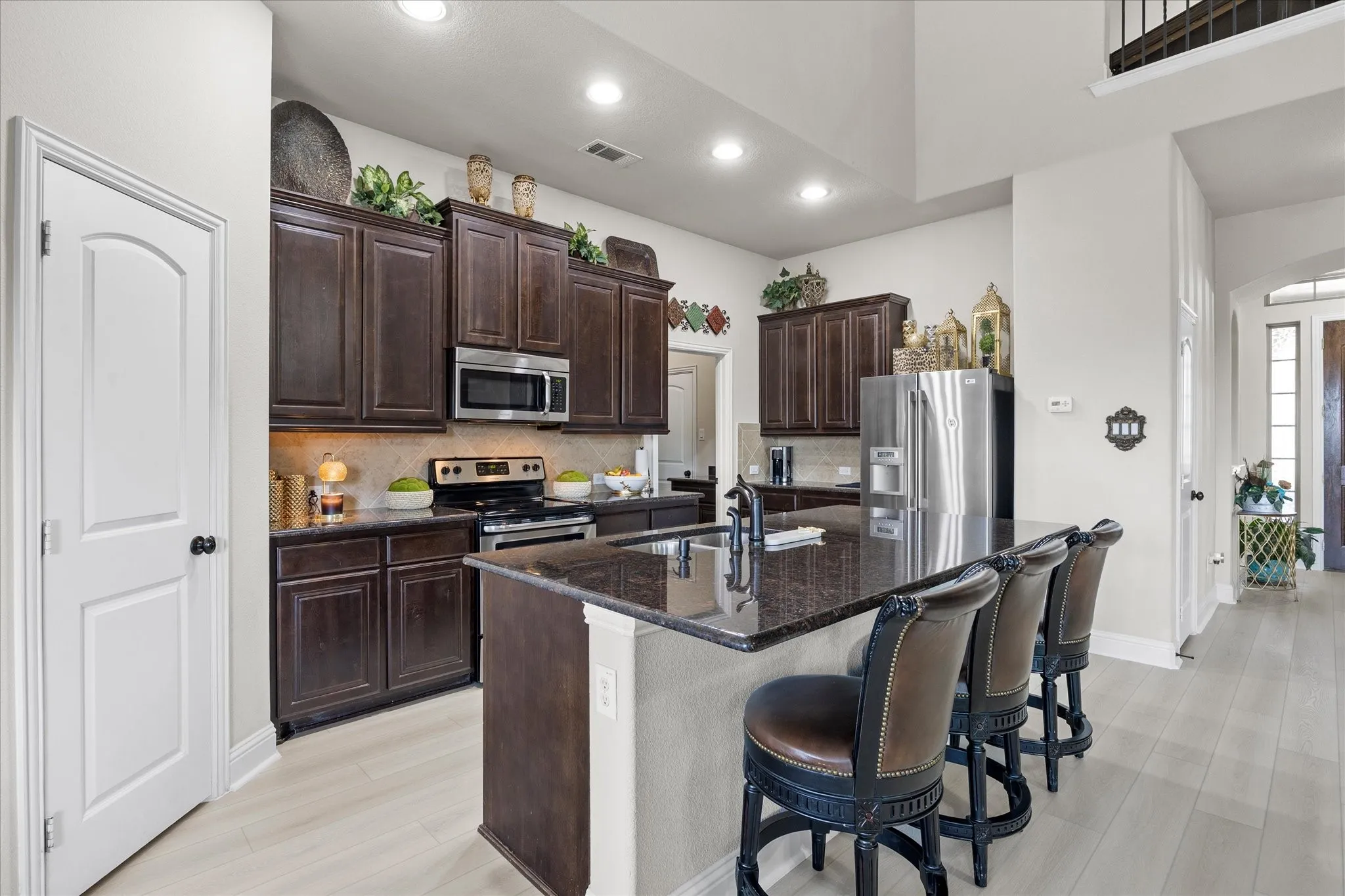 Single Family Residence For Sale in Rockwall County , 1507 Firenza Court, Mclendon Chisholm, Texas 75032, 4 Bedroom, 3 Bathroom, 2 Garage spaces, 2,429 Sqft, built in 2016, mls#21338085, Real Estate Agent in Mclendon Chisholm, Homes For Sale in Rockwall county, Homes For Sale in Mclendon Chisholm, Realtor in Mclendon Chisholm Texas, Real Estate Brokerage Independent Realty Texas, Luminita Cordes Realtor