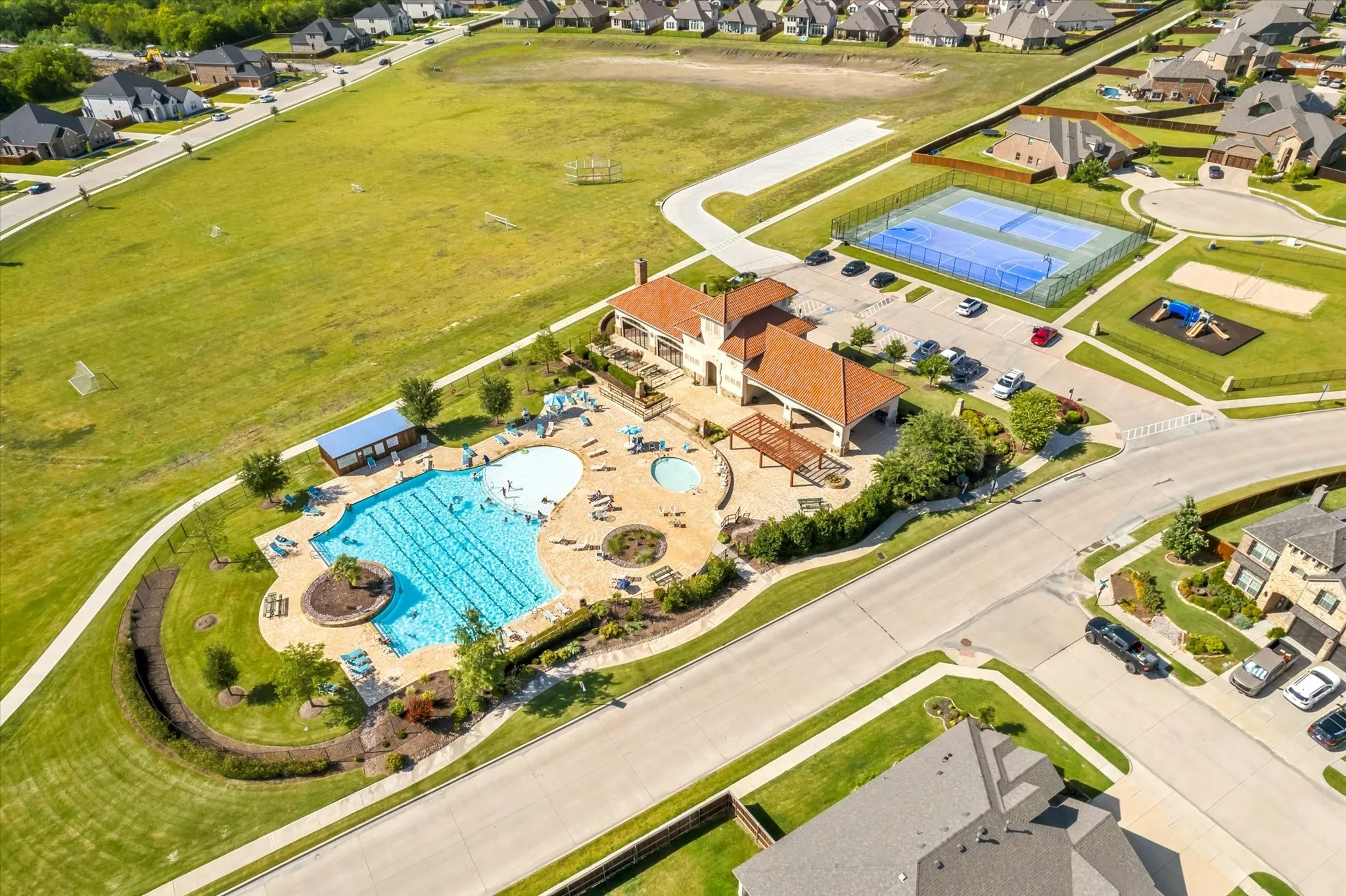 Single Family Residence For Sale in Rockwall County , 1507 Firenza Court, Mclendon Chisholm, Texas 75032, 4 Bedroom, 3 Bathroom, 2 Garage spaces, 2,429 Sqft, built in 2016, mls#21338085, Real Estate Agent in Mclendon Chisholm, Homes For Sale in Rockwall county, Homes For Sale in Mclendon Chisholm, Realtor in Mclendon Chisholm Texas, Real Estate Brokerage Independent Realty Texas, Luminita Cordes Realtor