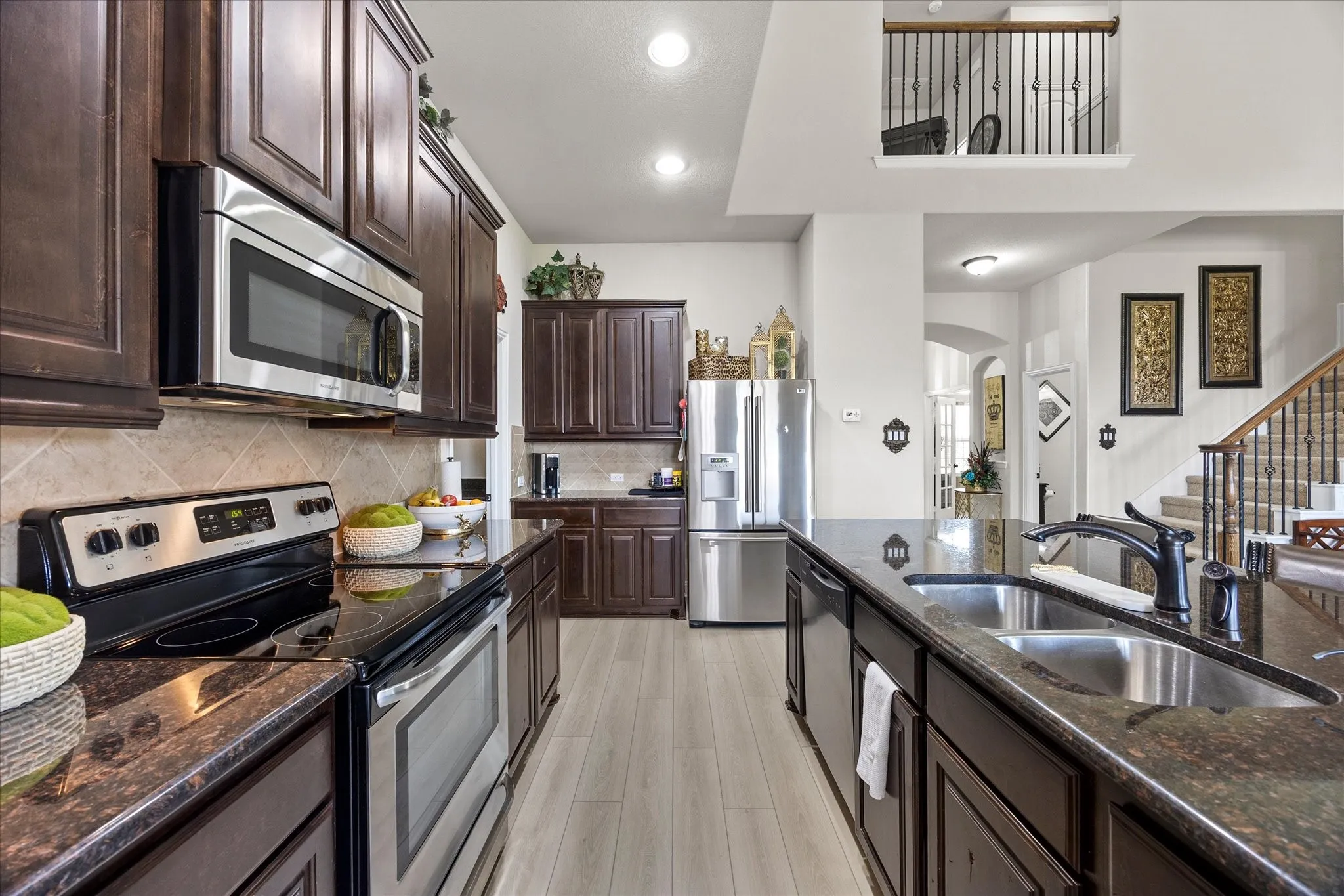 Single Family Residence For Sale in Rockwall County , 1507 Firenza Court, Mclendon Chisholm, Texas 75032, 4 Bedroom, 3 Bathroom, 2 Garage spaces, 2,429 Sqft, built in 2016, mls#21338085, Real Estate Agent in Mclendon Chisholm, Homes For Sale in Rockwall county, Homes For Sale in Mclendon Chisholm, Realtor in Mclendon Chisholm Texas, Real Estate Brokerage Independent Realty Texas, Luminita Cordes Realtor