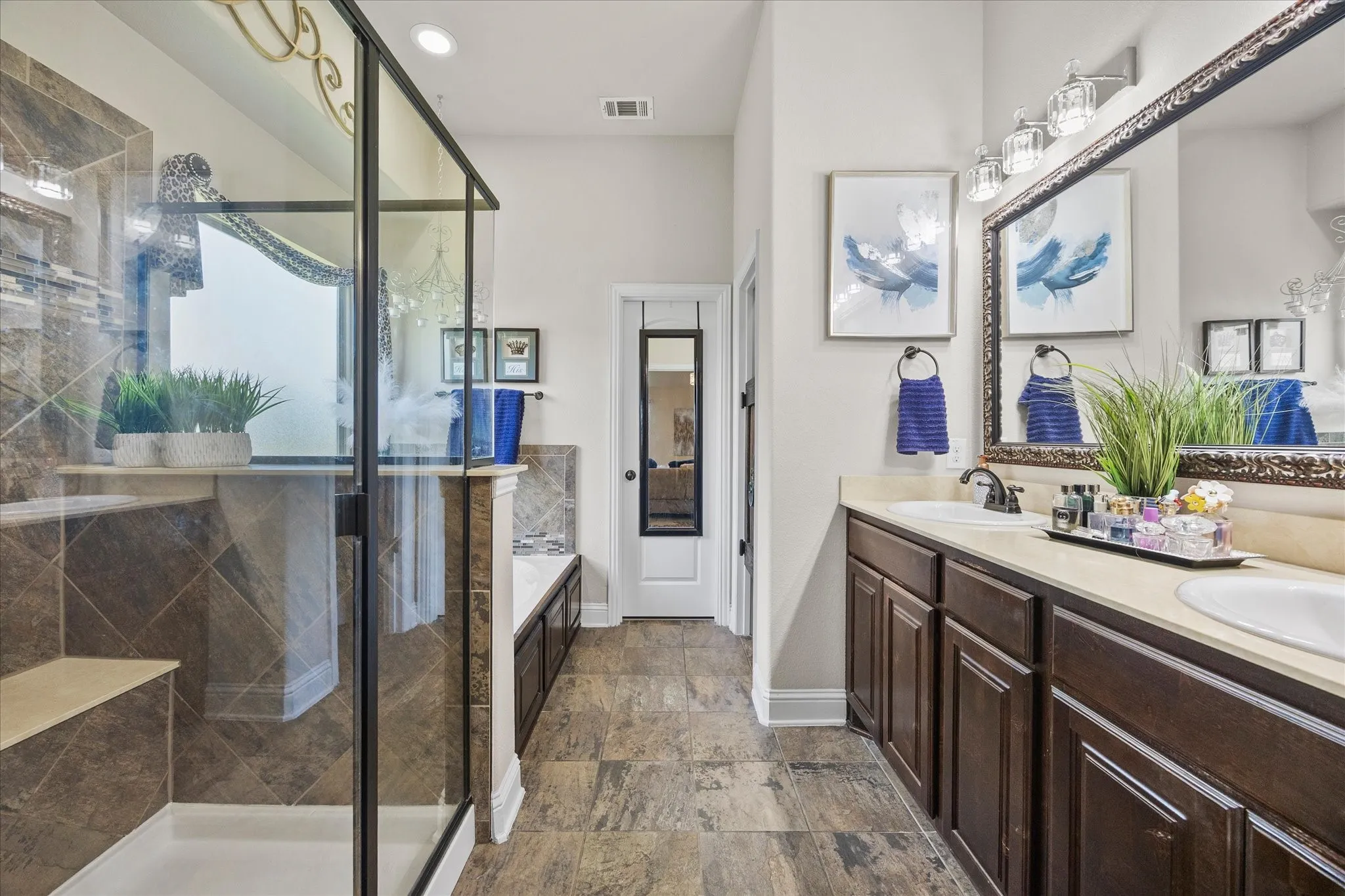 Single Family Residence For Sale in Rockwall County , 1507 Firenza Court, Mclendon Chisholm, Texas 75032, 4 Bedroom, 3 Bathroom, 2 Garage spaces, 2,429 Sqft, built in 2016, mls#21338085, Real Estate Agent in Mclendon Chisholm, Homes For Sale in Rockwall county, Homes For Sale in Mclendon Chisholm, Realtor in Mclendon Chisholm Texas, Real Estate Brokerage Independent Realty Texas, Luminita Cordes Realtor