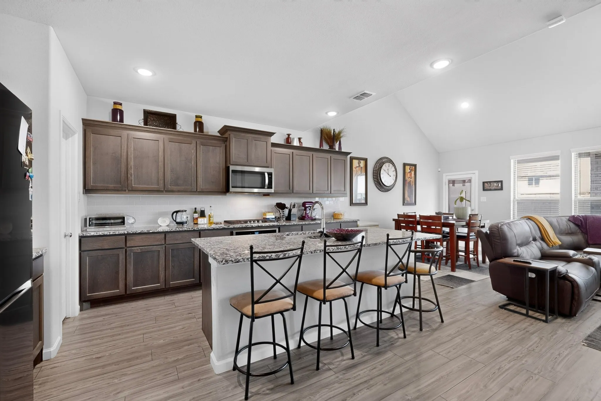 Single Family Residence For Sale in Ellis County , 6725 Aster Drive, Venus, Texas 76084, 4 Bedroom, 3 Bathroom, 2 Garage spaces, 2,372 Sqft, built in 2021, Price $409,900, mls#21337986, Real Estate Agent in Venus, Homes For Sale in Ellis county, Homes For Sale in Venus, Realtor in Venus Texas, Real Estate Brokerage Independent Realty Texas, Luminita Cordes Realtor