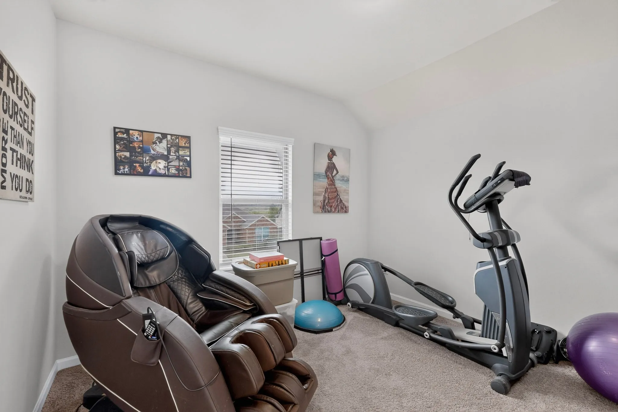Single Family Residence For Sale in Ellis County , 6725 Aster Drive, Venus, Texas 76084, 4 Bedroom, 3 Bathroom, 2 Garage spaces, 2,372 Sqft, built in 2021, Price $409,900, mls#21337986, Real Estate Agent in Venus, Homes For Sale in Ellis county, Homes For Sale in Venus, Realtor in Venus Texas, Real Estate Brokerage Independent Realty Texas, Luminita Cordes Realtor