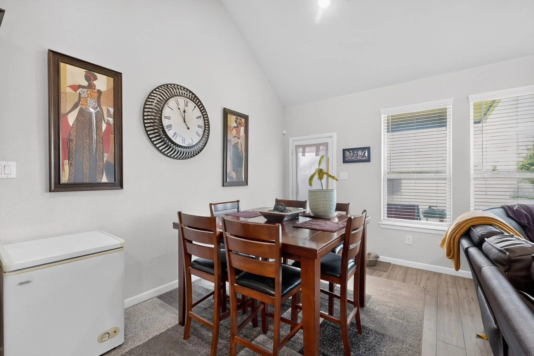Single Family Residence For Sale in Ellis County , 6725 Aster Drive, Venus, Texas 76084, 4 Bedroom, 3 Bathroom, 2 Garage spaces, 2,372 Sqft, built in 2021, Price $409,900, mls#21337986, Real Estate Agent in Venus, Homes For Sale in Ellis county, Homes For Sale in Venus, Realtor in Venus Texas, Real Estate Brokerage Independent Realty Texas, Luminita Cordes Realtor