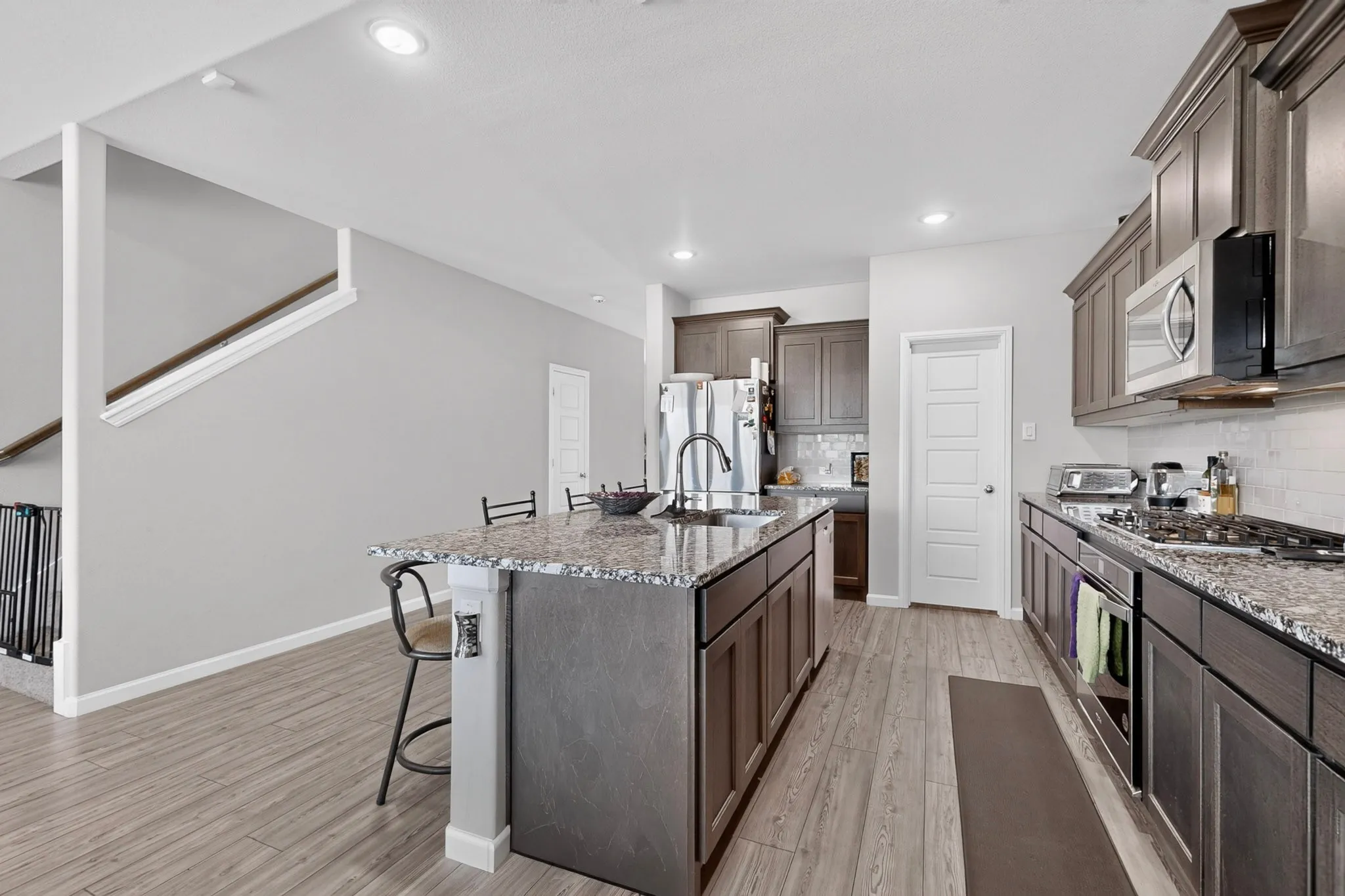 Single Family Residence For Sale in Ellis County , 6725 Aster Drive, Venus, Texas 76084, 4 Bedroom, 3 Bathroom, 2 Garage spaces, 2,372 Sqft, built in 2021, Price $409,900, mls#21337986, Real Estate Agent in Venus, Homes For Sale in Ellis county, Homes For Sale in Venus, Realtor in Venus Texas, Real Estate Brokerage Independent Realty Texas, Luminita Cordes Realtor