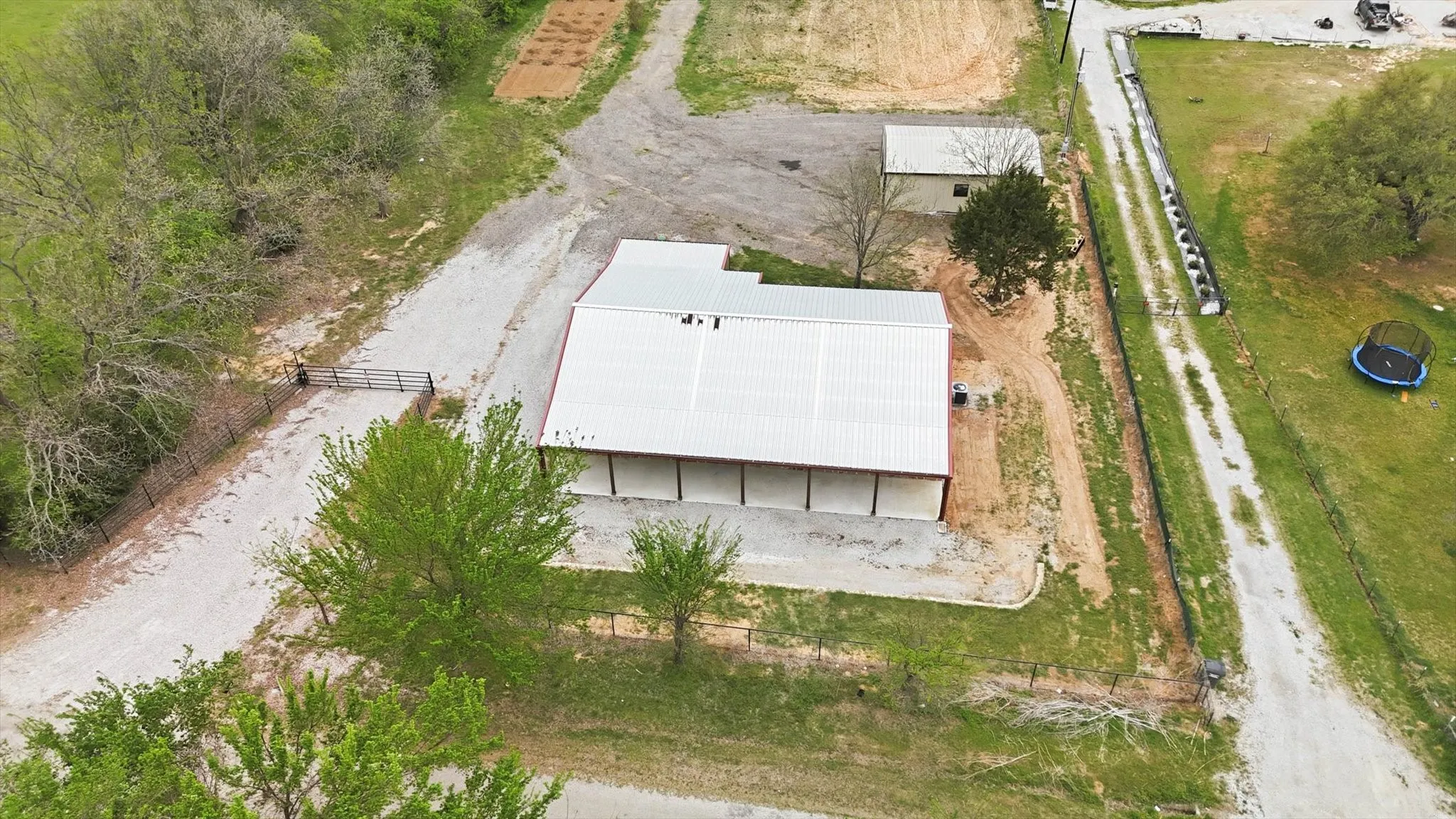 Single Family Residence For Rent in Wise County , 1445 County Road 3690, Paradise, Texas 76073, 3 Bedroom, 3 Bathroom, 1 Garage spaces, 3,048 Sqft, built in 2023, mls#21339233, Real Estate Agent in Paradise, Homes For Rent in Wise county, Homes For Rent in Paradise, Realtor in Paradise Texas, Real Estate Brokerage Independent Realty Texas, Luminita Cordes Realtor