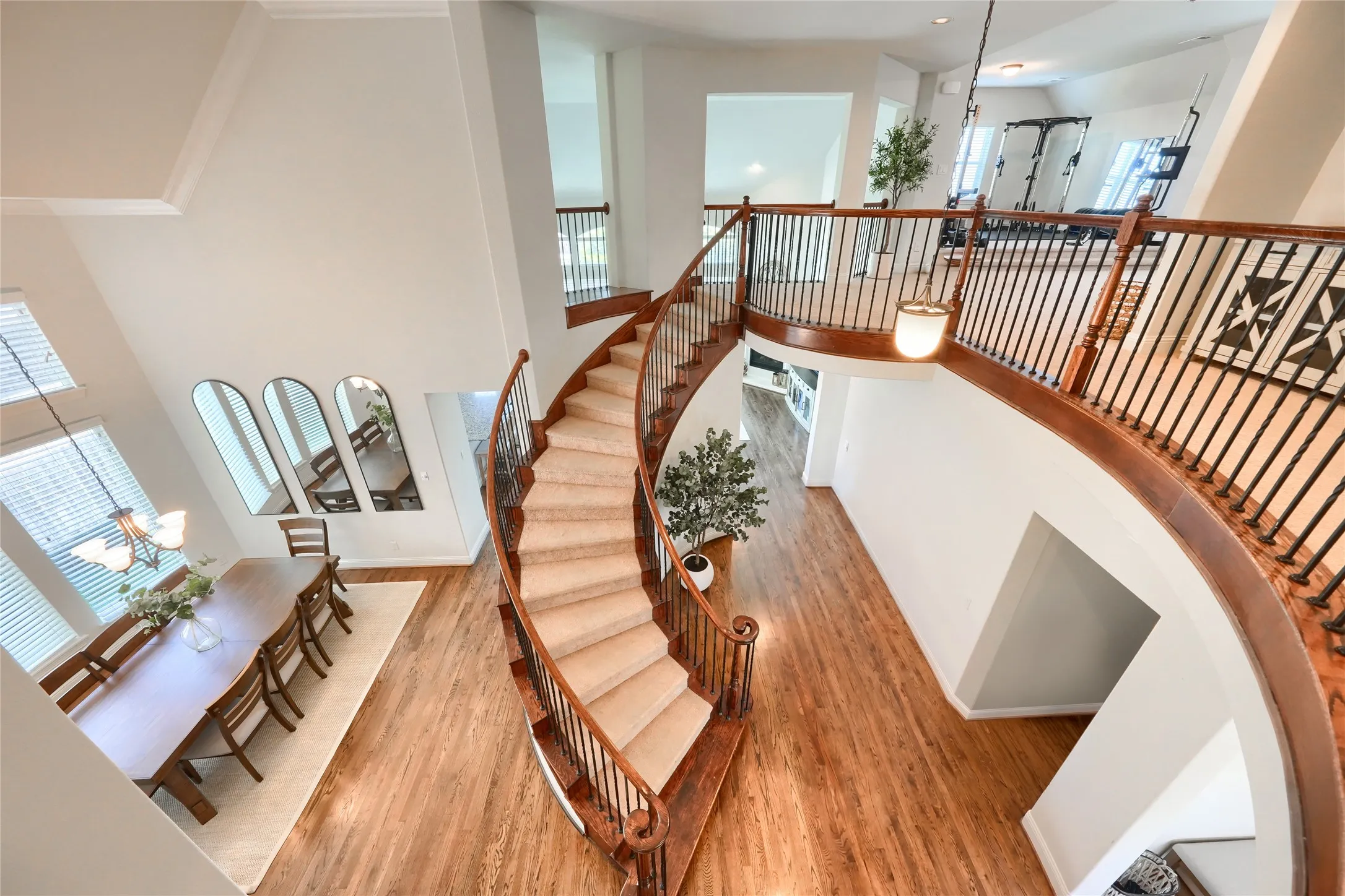 Single Family Residence For Rent in Denton County , 625 Yarrow Street, Little Elm, Texas 75068, 5 Bedroom, 4 Bathroom, 3 Garage spaces, 4,070 Sqft, built in 2018, mls#21339234, Real Estate Agent in Little Elm, Homes For Rent in Denton county, Homes For Rent in Little Elm, Realtor in Little Elm Texas, Real Estate Brokerage Independent Realty Texas, Luminita Cordes Realtor