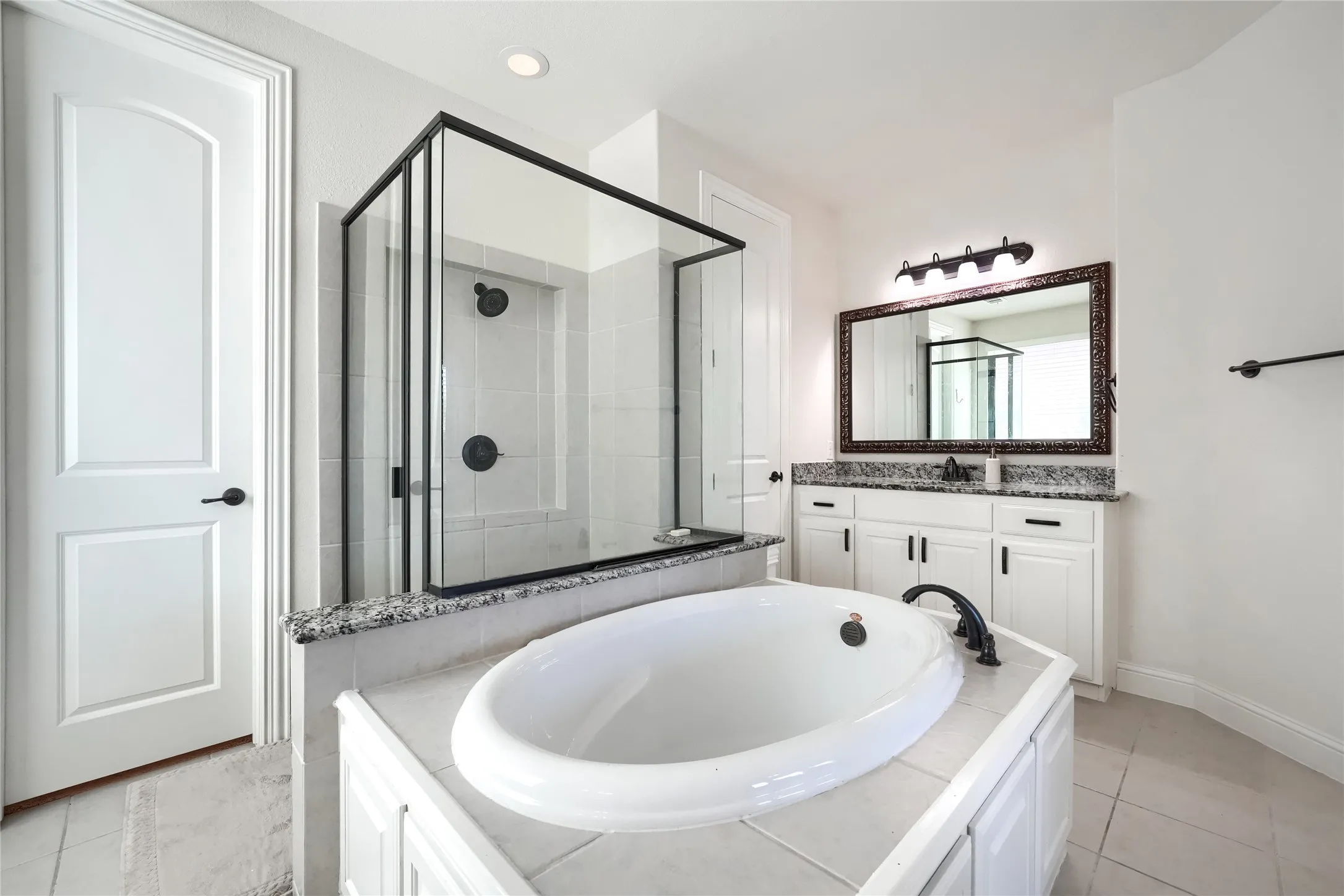 Single Family Residence For Rent in Denton County , 625 Yarrow Street, Little Elm, Texas 75068, 5 Bedroom, 4 Bathroom, 3 Garage spaces, 4,070 Sqft, built in 2018, mls#21339234, Real Estate Agent in Little Elm, Homes For Rent in Denton county, Homes For Rent in Little Elm, Realtor in Little Elm Texas, Real Estate Brokerage Independent Realty Texas, Luminita Cordes Realtor