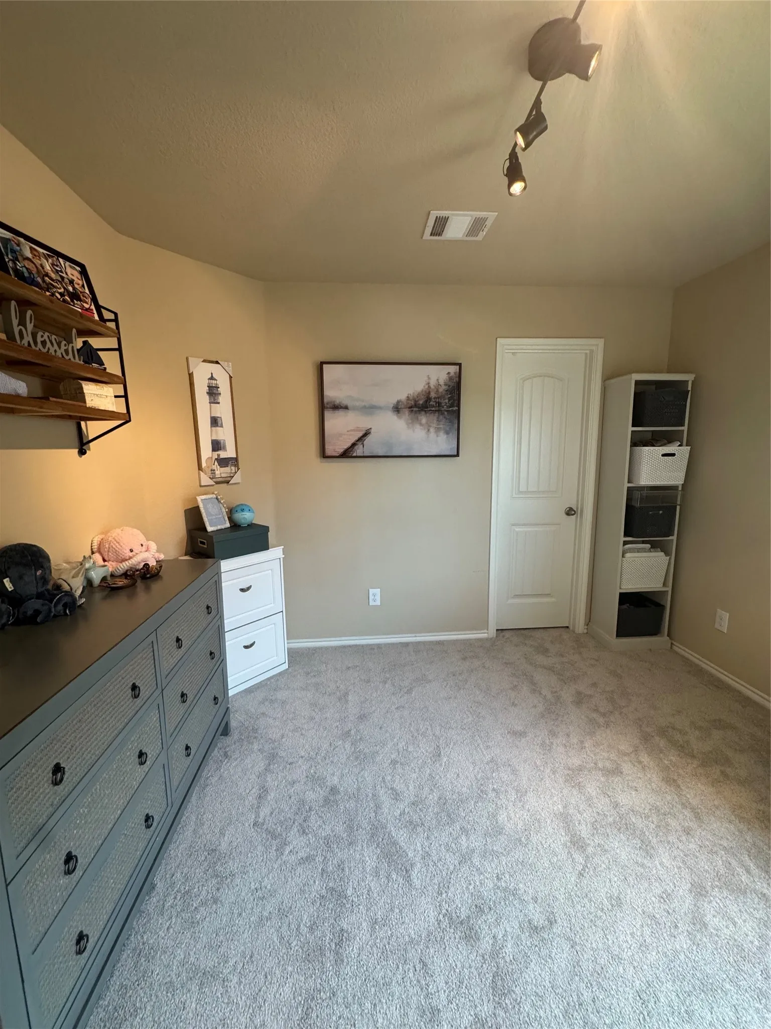 Single Family Residence For Sale in Dallas County , 2508 Glen Hollow Drive, Lancaster, Texas 75134, 4 Bedroom, 3 Bathroom, 2 Garage spaces, 2,633 Sqft, built in 2018, mls#21327837, Real Estate Agent in Lancaster, Homes For Sale in Dallas county, Homes For Sale in Lancaster, Realtor in Lancaster Texas, Real Estate Brokerage Independent Realty Texas, Luminita Cordes Realtor