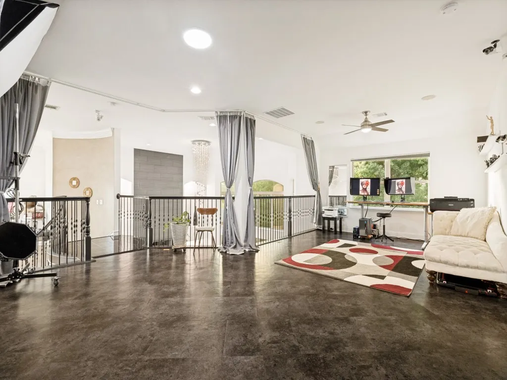 Single Family Residence For Sale in Collin County , 1036 Kenilworth Street, Allen, Texas 75013, 5 Bedroom, 4 Bathroom, 4 Garage spaces, 4,843 Sqft, built in 2011, Price $1,160,000, mls#21338674, Real Estate Agent in Allen, Homes For Sale in Collin county, Homes For Sale in Allen, Realtor in Allen Texas, Real Estate Brokerage Independent Realty Texas, Luminita Cordes Realtor
