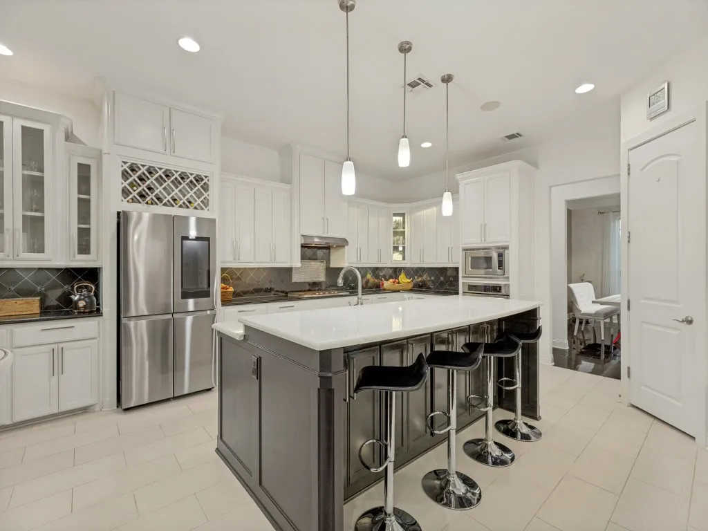 Single Family Residence For Sale in Collin County , 1036 Kenilworth Street, Allen, Texas 75013, 5 Bedroom, 4 Bathroom, 4 Garage spaces, 4,843 Sqft, built in 2011, Price $1,160,000, mls#21338674, Real Estate Agent in Allen, Homes For Sale in Collin county, Homes For Sale in Allen, Realtor in Allen Texas, Real Estate Brokerage Independent Realty Texas, Luminita Cordes Realtor