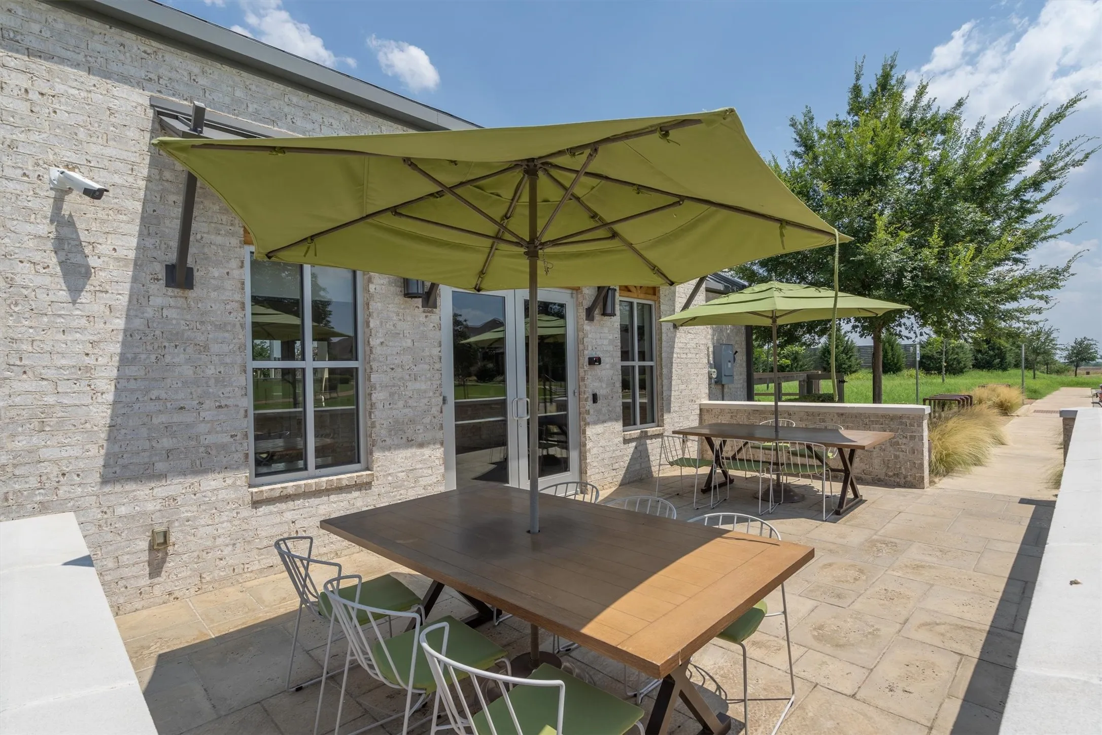 Single Family Residence For Sale in Denton County , 932 Parkside Drive, Argyle, Texas 76226, 4 Bedroom, 3 Bathroom, 2 Garage spaces, 2,298 Sqft, built in 2019, mls#21327026, Real Estate Agent in Argyle, Homes For Sale in Denton county, Homes For Sale in Argyle, Realtor in Argyle Texas, Real Estate Brokerage Independent Realty Texas, Luminita Cordes Realtor