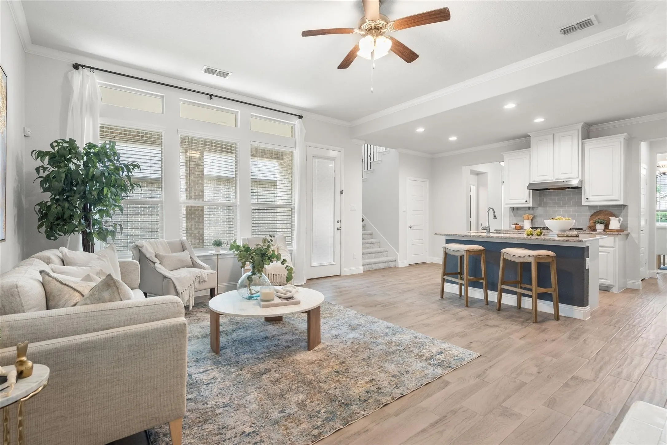 Single Family Residence For Sale in Denton County , 932 Parkside Drive, Argyle, Texas 76226, 4 Bedroom, 3 Bathroom, 2 Garage spaces, 2,298 Sqft, built in 2019, mls#21327026, Real Estate Agent in Argyle, Homes For Sale in Denton county, Homes For Sale in Argyle, Realtor in Argyle Texas, Real Estate Brokerage Independent Realty Texas, Luminita Cordes Realtor