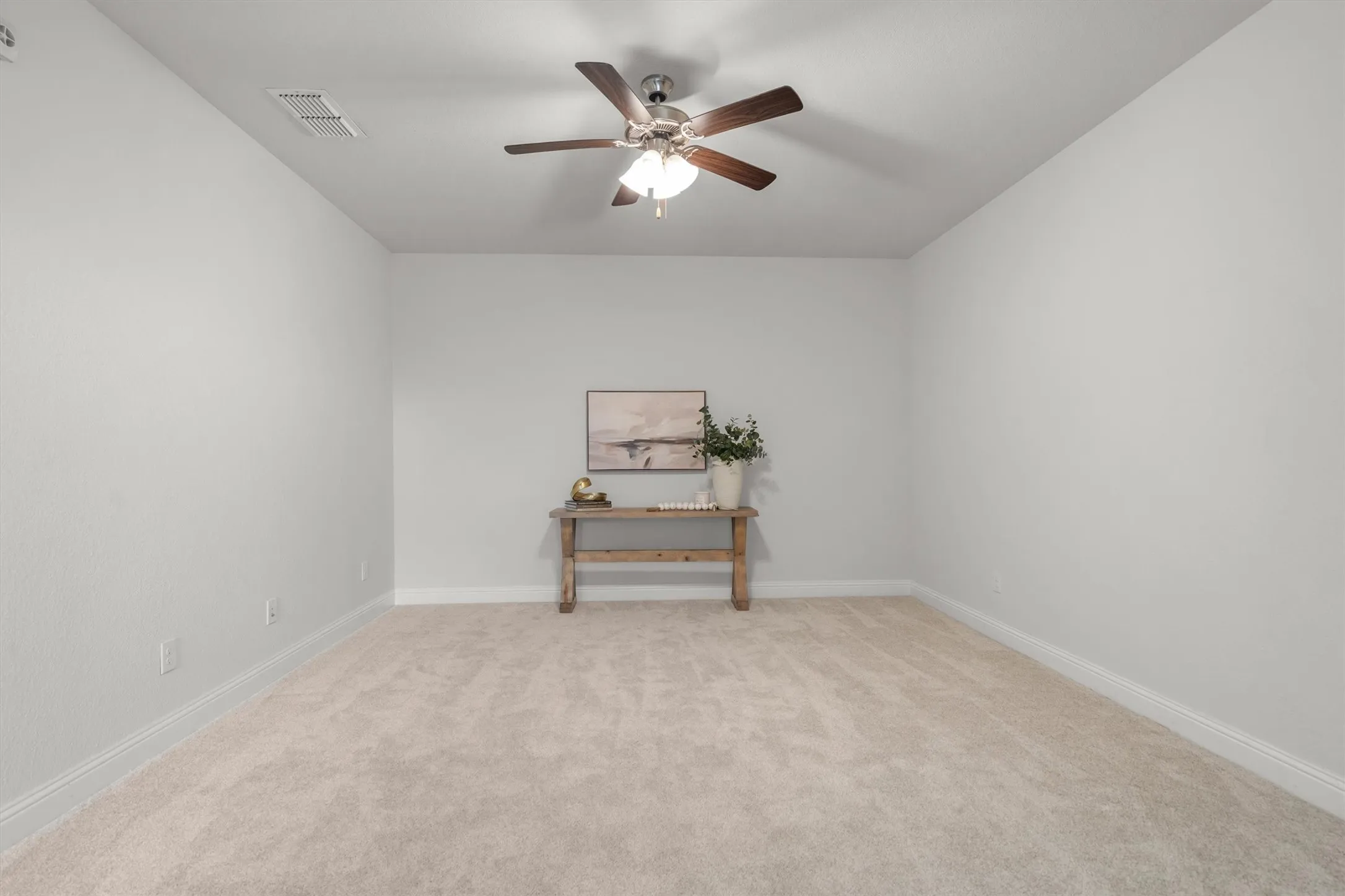 Single Family Residence For Sale in Denton County , 932 Parkside Drive, Argyle, Texas 76226, 4 Bedroom, 3 Bathroom, 2 Garage spaces, 2,298 Sqft, built in 2019, mls#21327026, Real Estate Agent in Argyle, Homes For Sale in Denton county, Homes For Sale in Argyle, Realtor in Argyle Texas, Real Estate Brokerage Independent Realty Texas, Luminita Cordes Realtor