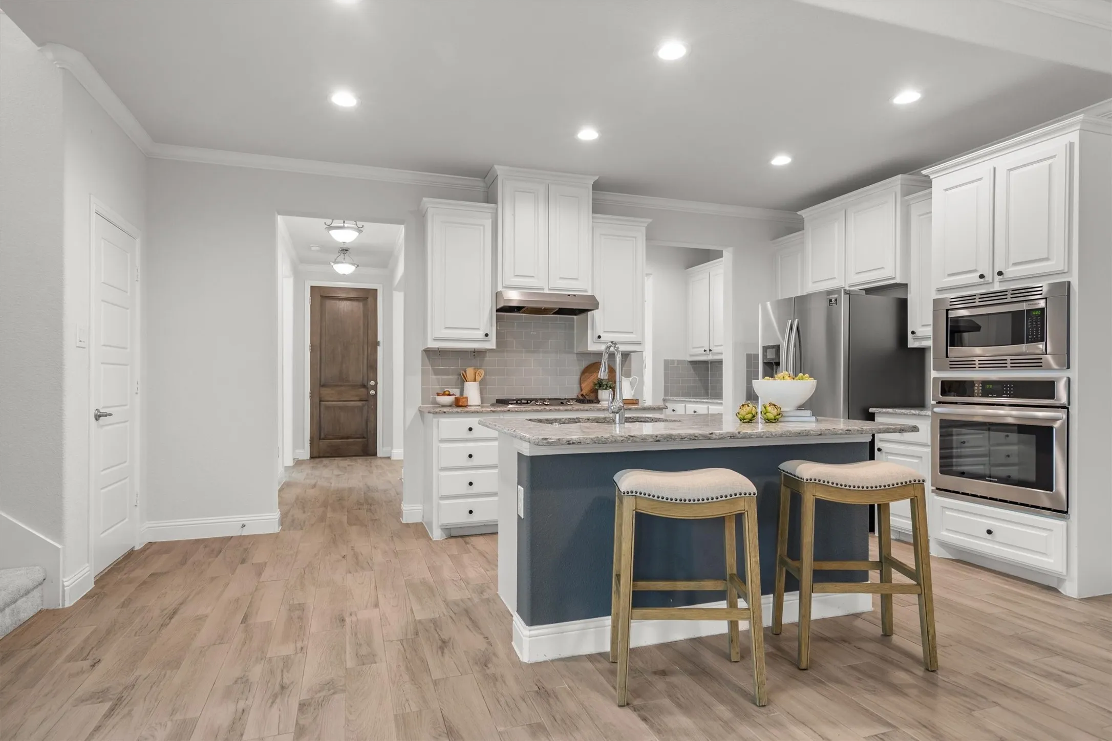 Single Family Residence For Sale in Denton County , 932 Parkside Drive, Argyle, Texas 76226, 4 Bedroom, 3 Bathroom, 2 Garage spaces, 2,298 Sqft, built in 2019, mls#21327026, Real Estate Agent in Argyle, Homes For Sale in Denton county, Homes For Sale in Argyle, Realtor in Argyle Texas, Real Estate Brokerage Independent Realty Texas, Luminita Cordes Realtor