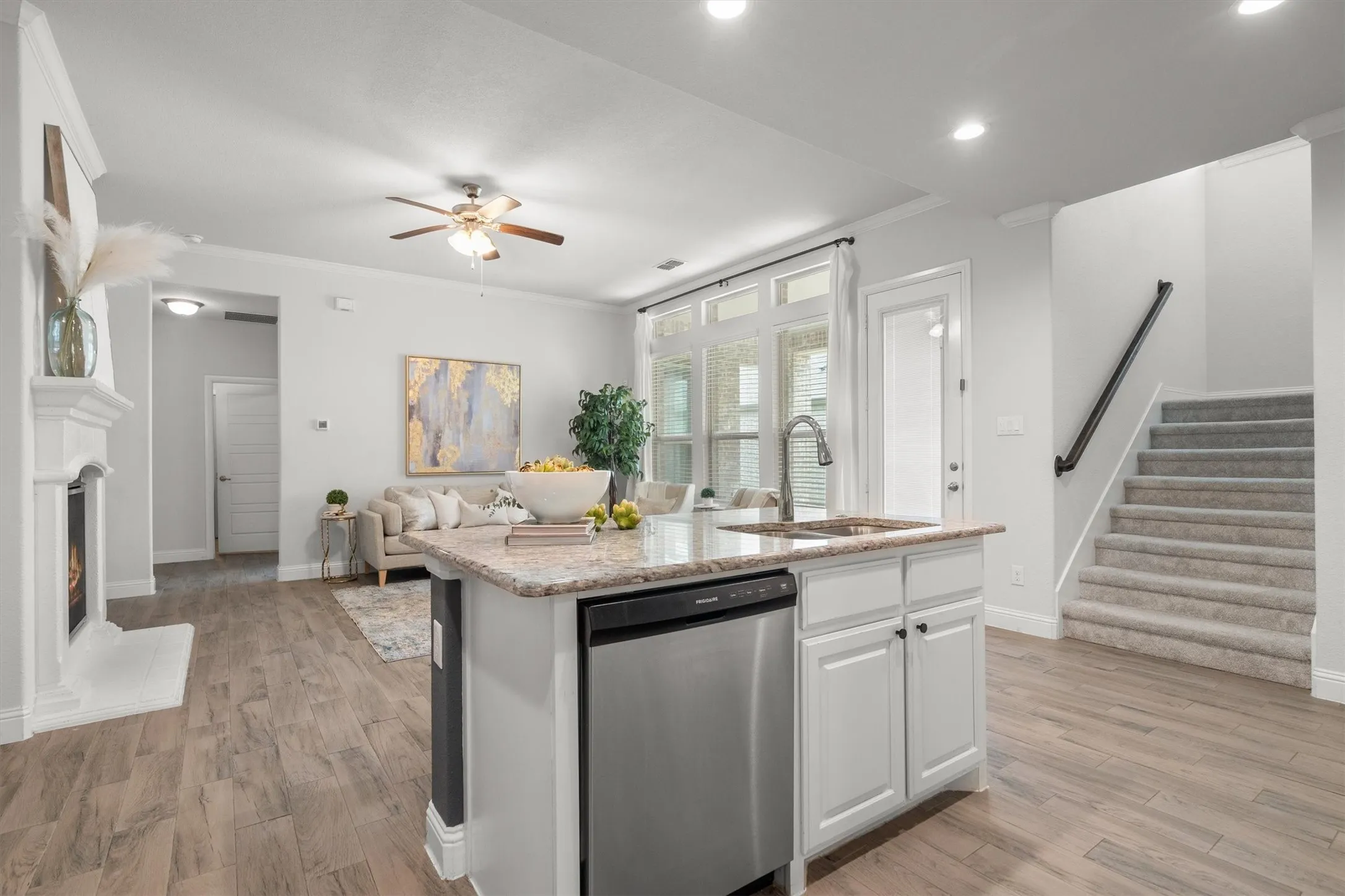 Single Family Residence For Sale in Denton County , 932 Parkside Drive, Argyle, Texas 76226, 4 Bedroom, 3 Bathroom, 2 Garage spaces, 2,298 Sqft, built in 2019, mls#21327026, Real Estate Agent in Argyle, Homes For Sale in Denton county, Homes For Sale in Argyle, Realtor in Argyle Texas, Real Estate Brokerage Independent Realty Texas, Luminita Cordes Realtor