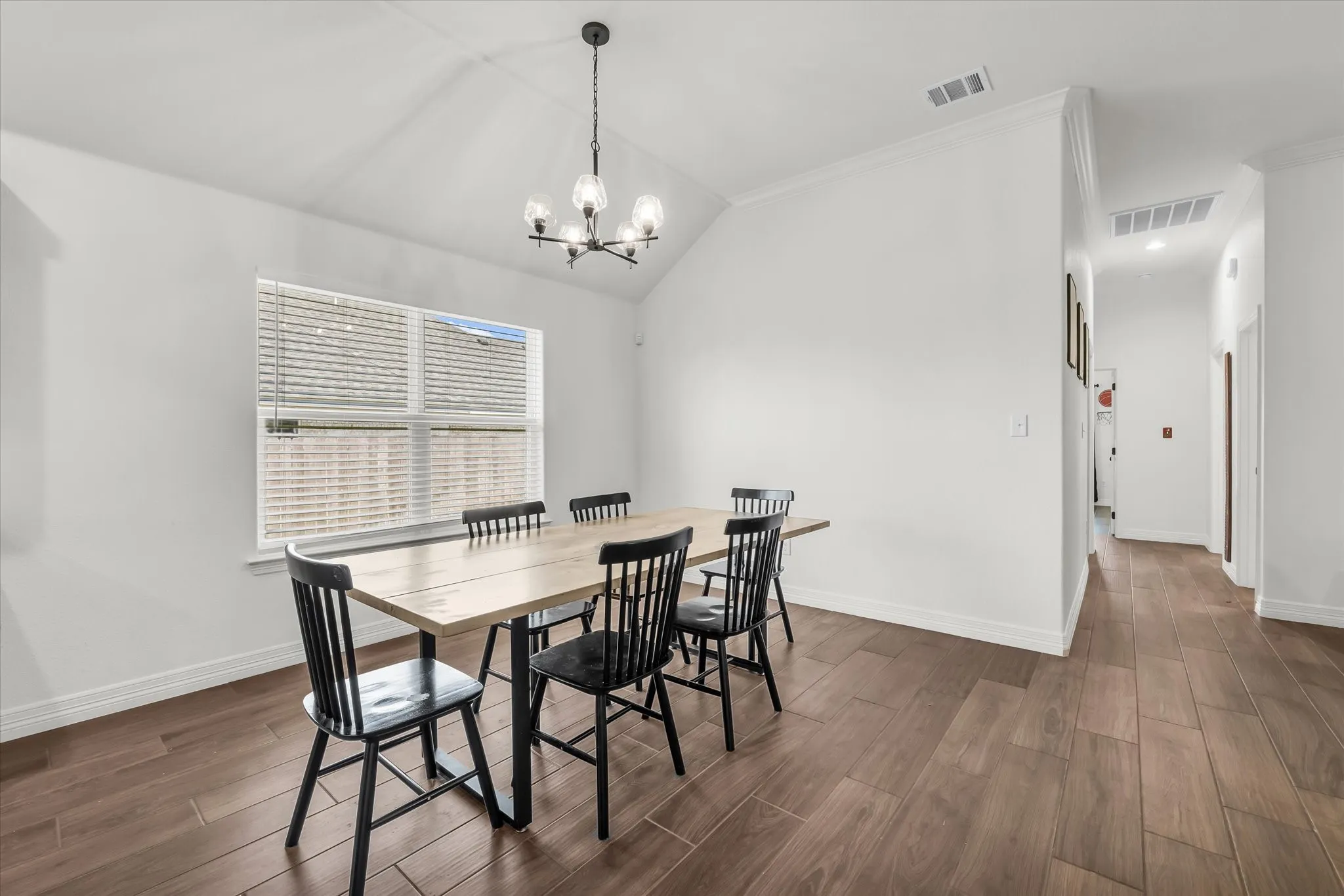 Single Family Residence For Sale in Mc Lennan County , 820 Secretariat Drive, Hewitt, Texas 76643, 4 Bedroom, 3 Bathroom, 2 Garage spaces, 2,128 Sqft, built in 2024, mls#21337301, Real Estate Agent in Hewitt, Homes For Sale in Mc Lennan county, Homes For Sale in Hewitt, Realtor in Hewitt Texas, Real Estate Brokerage Independent Realty Texas, Luminita Cordes Realtor