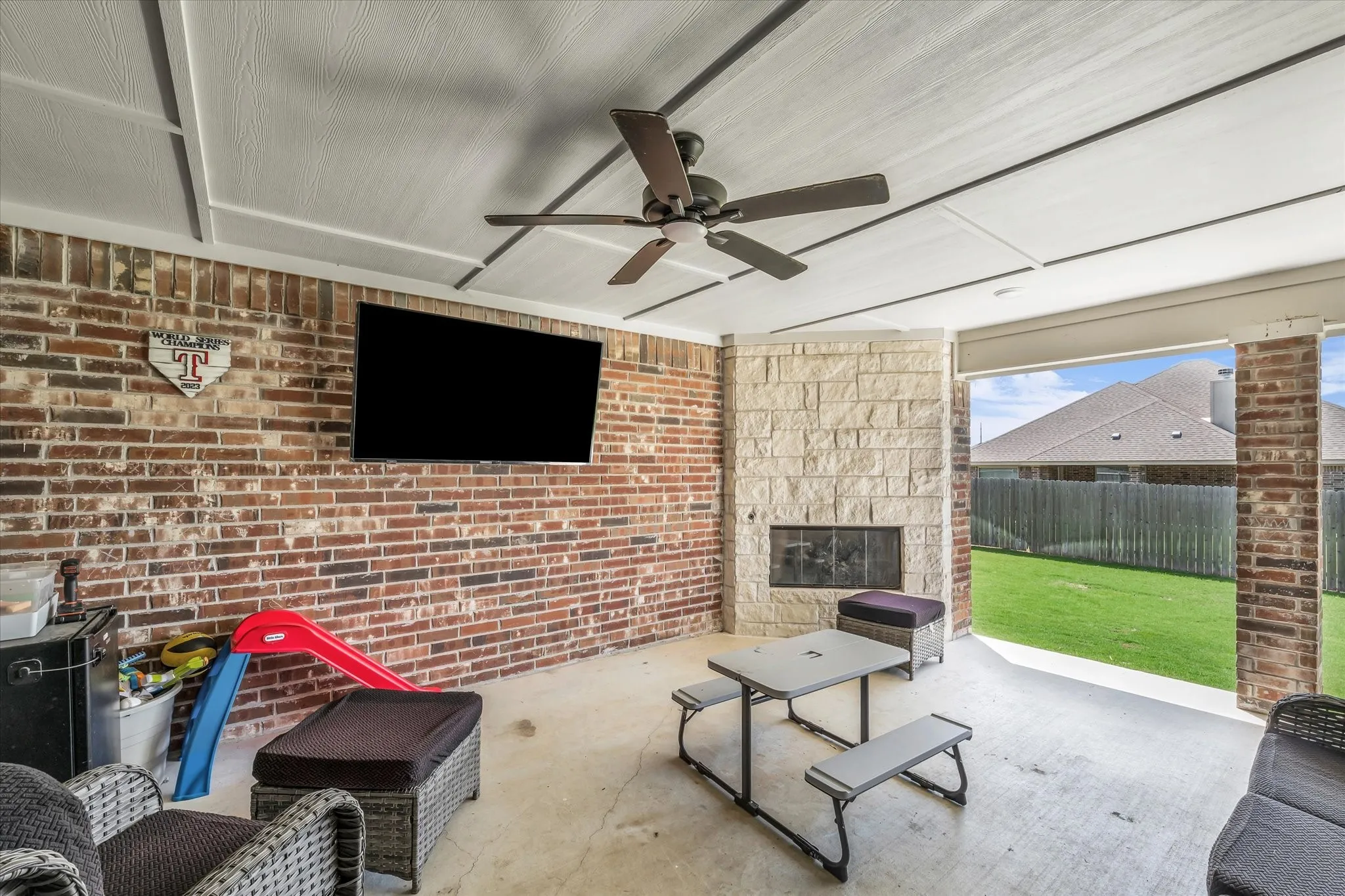 Single Family Residence For Sale in Mc Lennan County , 820 Secretariat Drive, Hewitt, Texas 76643, 4 Bedroom, 3 Bathroom, 2 Garage spaces, 2,128 Sqft, built in 2024, mls#21337301, Real Estate Agent in Hewitt, Homes For Sale in Mc Lennan county, Homes For Sale in Hewitt, Realtor in Hewitt Texas, Real Estate Brokerage Independent Realty Texas, Luminita Cordes Realtor