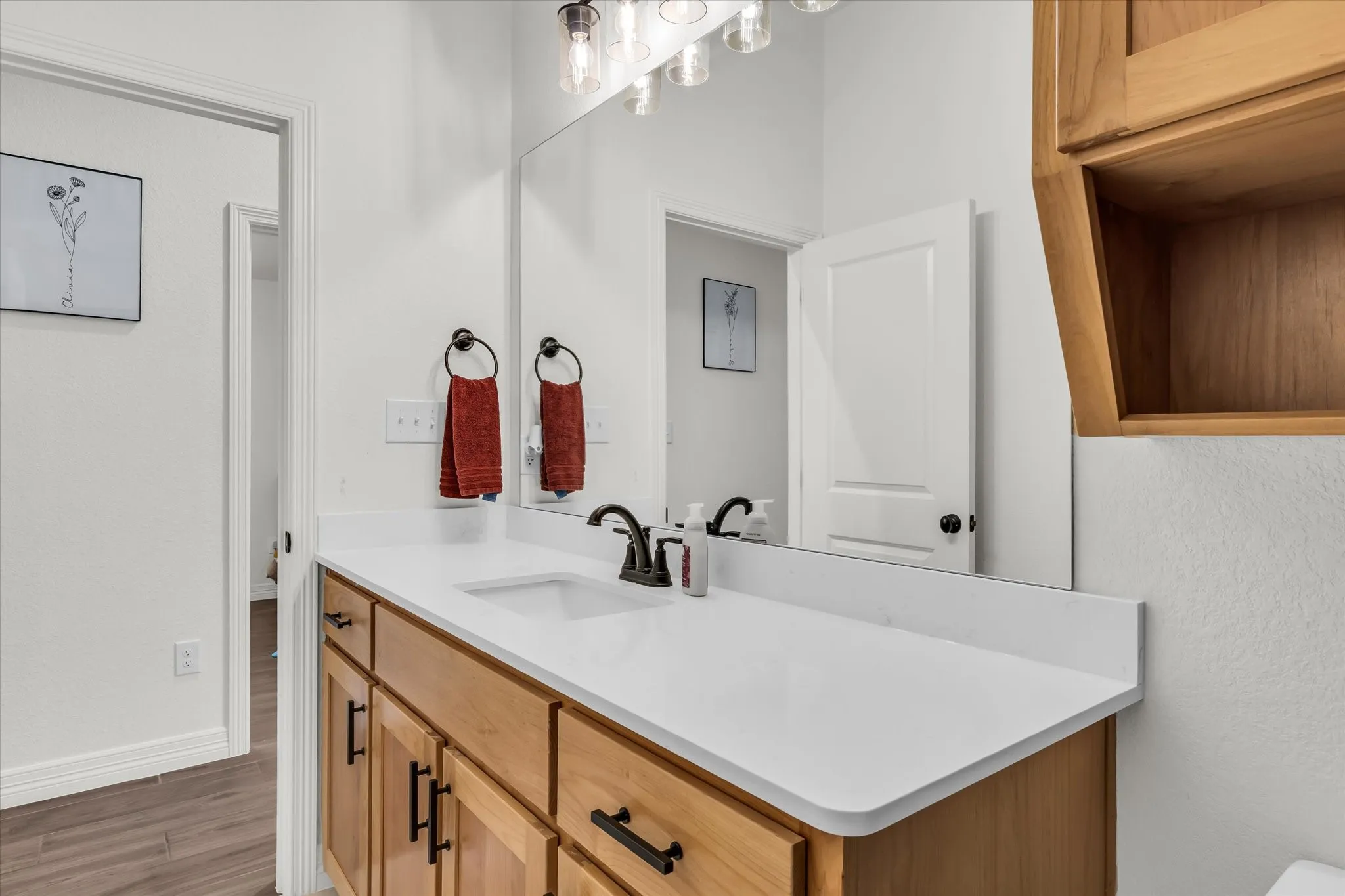 Single Family Residence For Sale in Mc Lennan County , 820 Secretariat Drive, Hewitt, Texas 76643, 4 Bedroom, 3 Bathroom, 2 Garage spaces, 2,128 Sqft, built in 2024, mls#21337301, Real Estate Agent in Hewitt, Homes For Sale in Mc Lennan county, Homes For Sale in Hewitt, Realtor in Hewitt Texas, Real Estate Brokerage Independent Realty Texas, Luminita Cordes Realtor