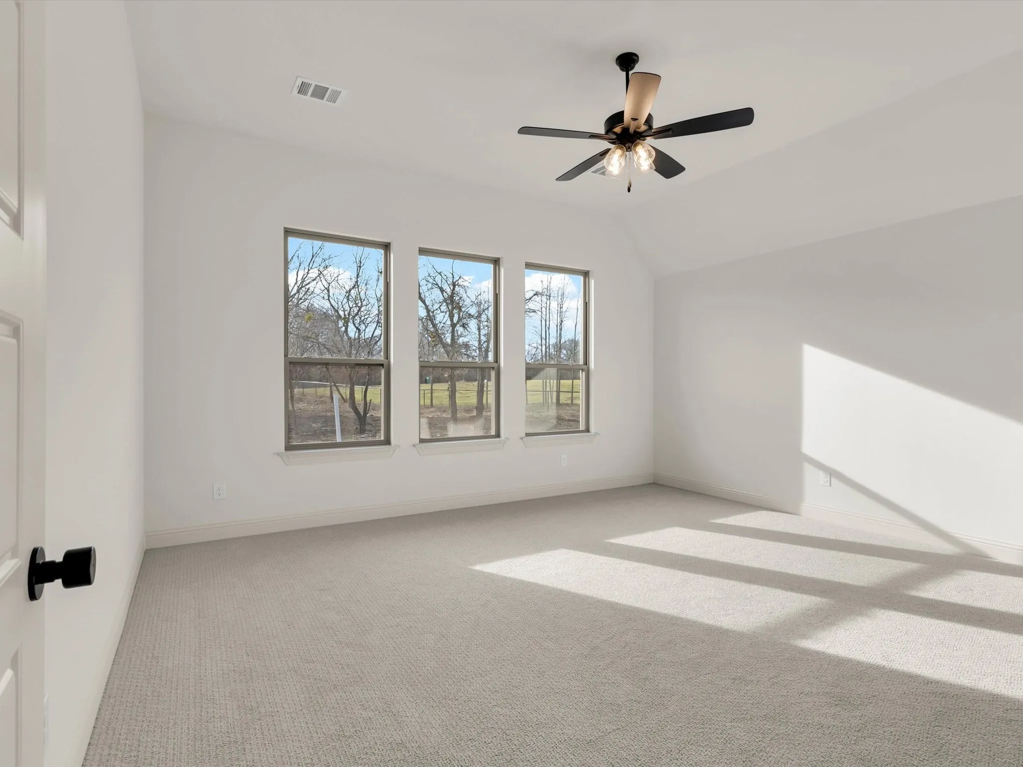 Single Family Residence For Sale in Parker County , 1013 Silver Sage, Weatherford, Texas 76085, 4 Bedroom, 3 Bathroom, 3 Garage spaces, 2,815 Sqft, built in 2025, mls#21329422, Real Estate Agent in Weatherford, Homes For Sale in Parker county, Homes For Sale in Weatherford, Realtor in Weatherford Texas, Real Estate Brokerage Independent Realty Texas, Luminita Cordes Realtor